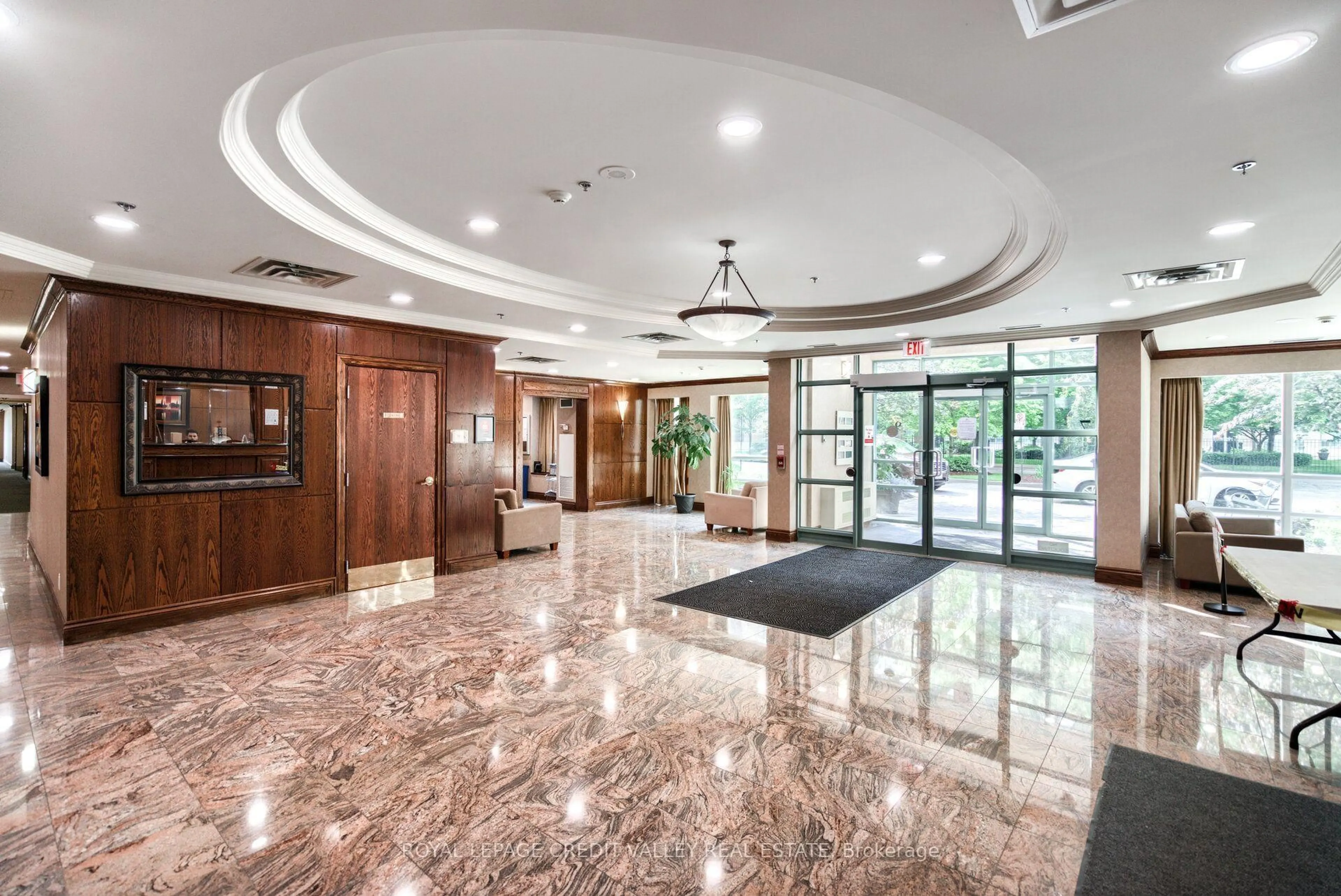 Lobby for 9 Michael Power Pl #902, Toronto Ontario M9A 0A5