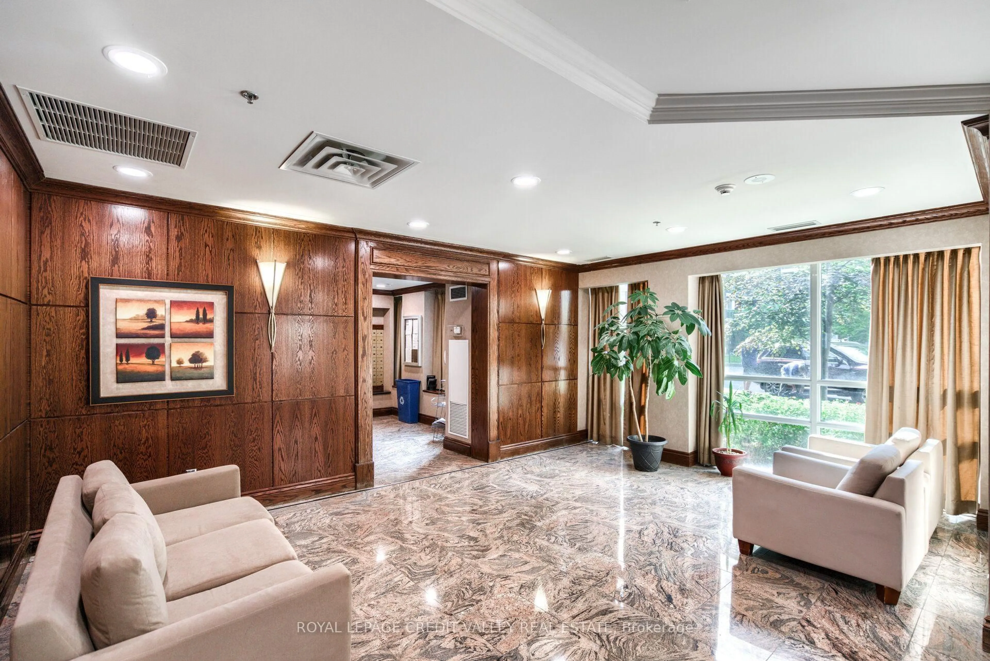 Lobby for 9 Michael Power Pl #902, Toronto Ontario M9A 0A5