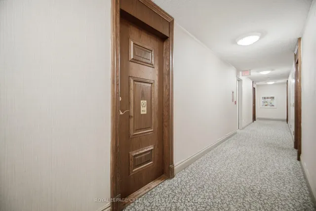 9 Michael Power Pl #902, Toronto 4