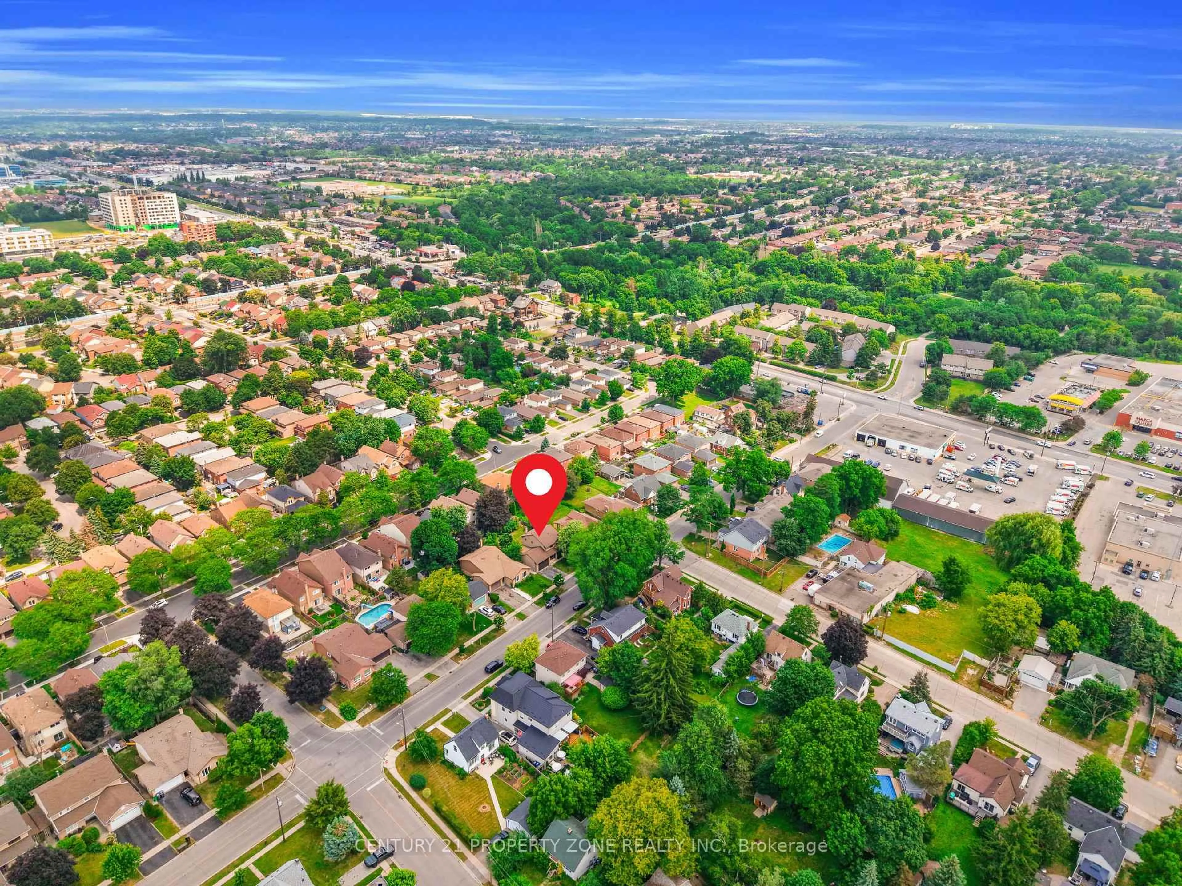 A pic from outside/outdoor area/front of a property/back of a property/a pic from drone, street for 32 Archibald St, Brampton Ontario L6X 1L9