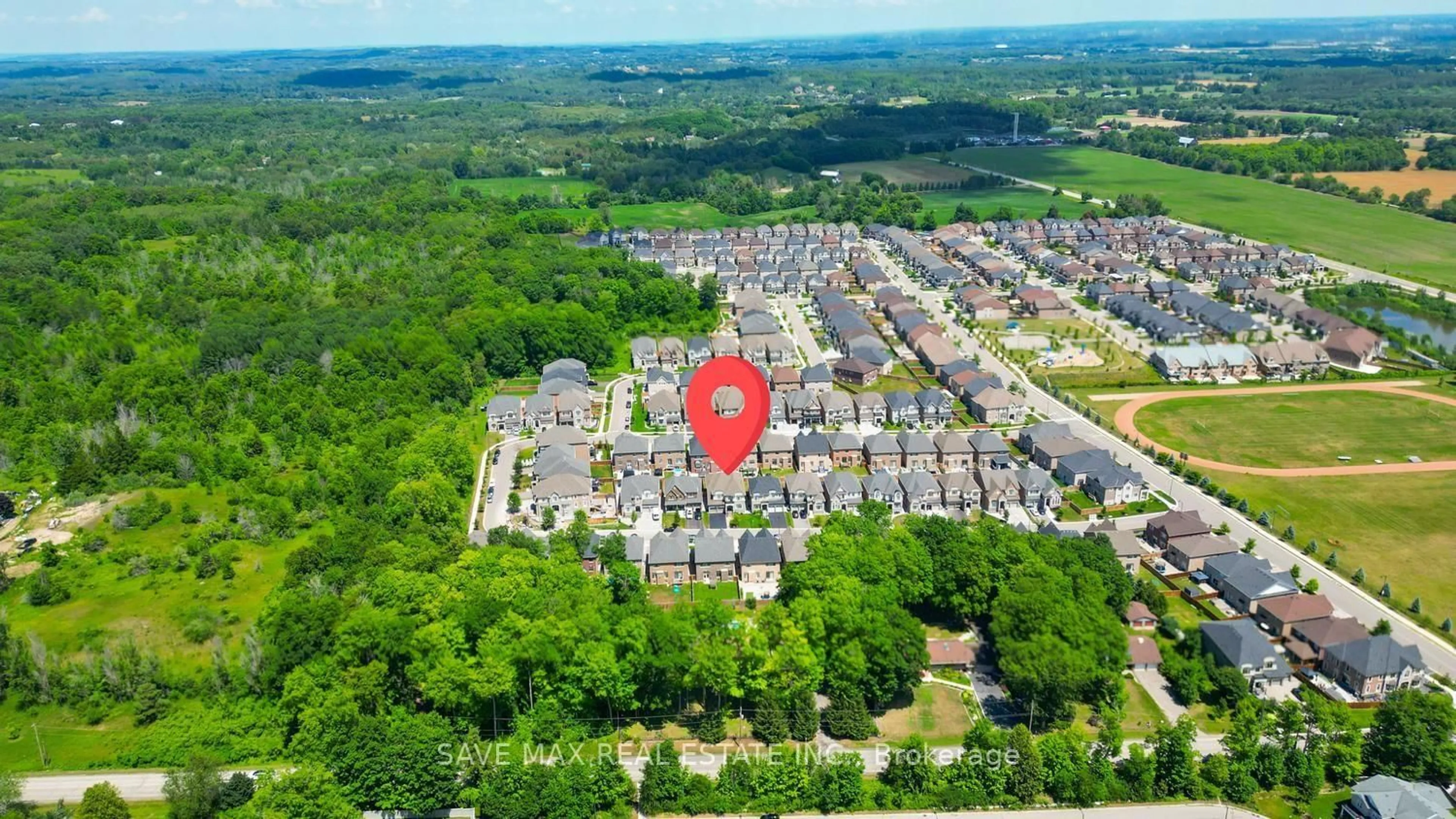 A pic from outside/outdoor area/front of a property/back of a property/a pic from drone, unknown for 19 Daisy Meadow Cres, Caledon Ontario L7C 4G4