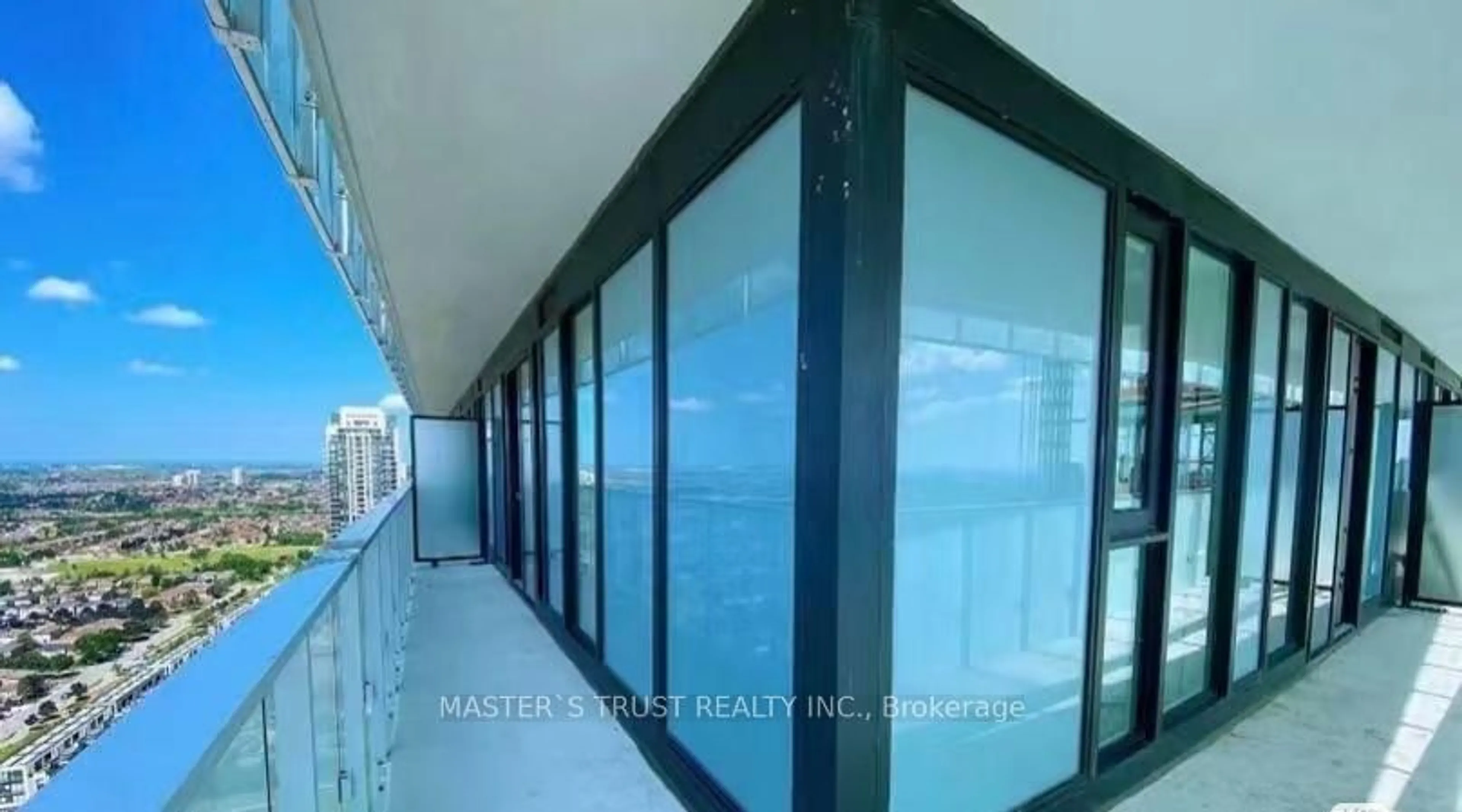 Indoor foyer for 3883 Quartz Rd #3409, Mississauga Ontario L5B 4M6