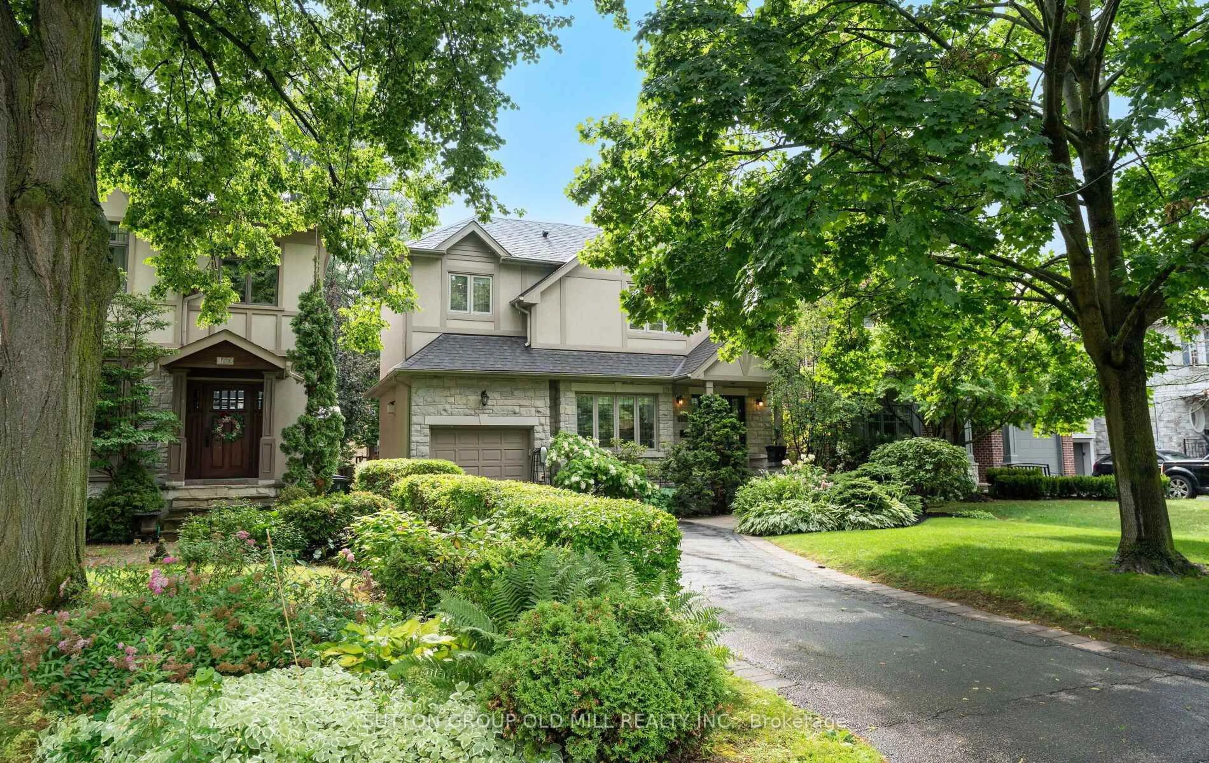 Home with brick exterior material, street for 162 Brentwood Rd, Toronto Ontario M8X 2C9