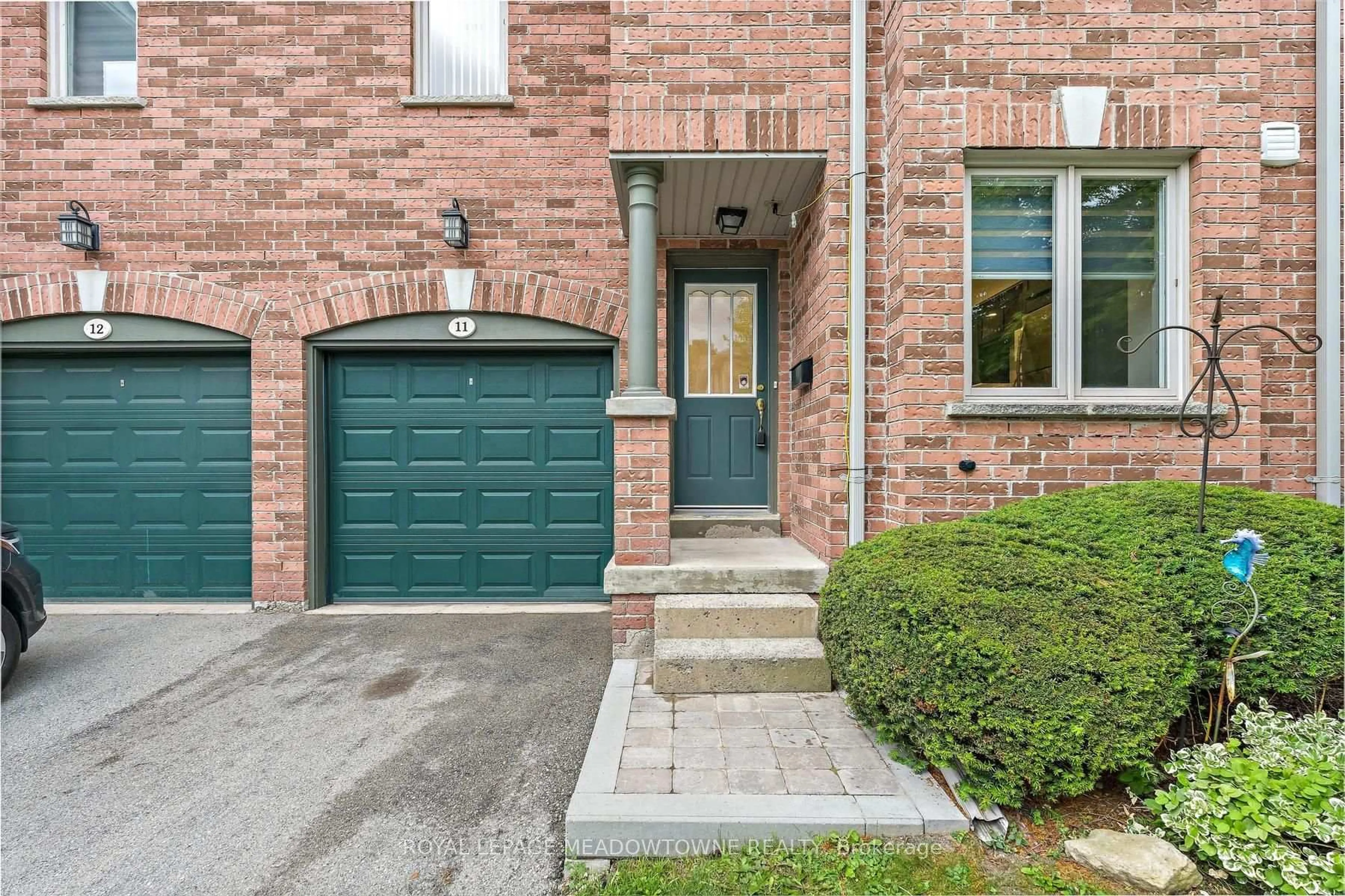 Home with brick exterior material, street for 76 River Dr #11, Halton Hills Ontario L7G 2J2