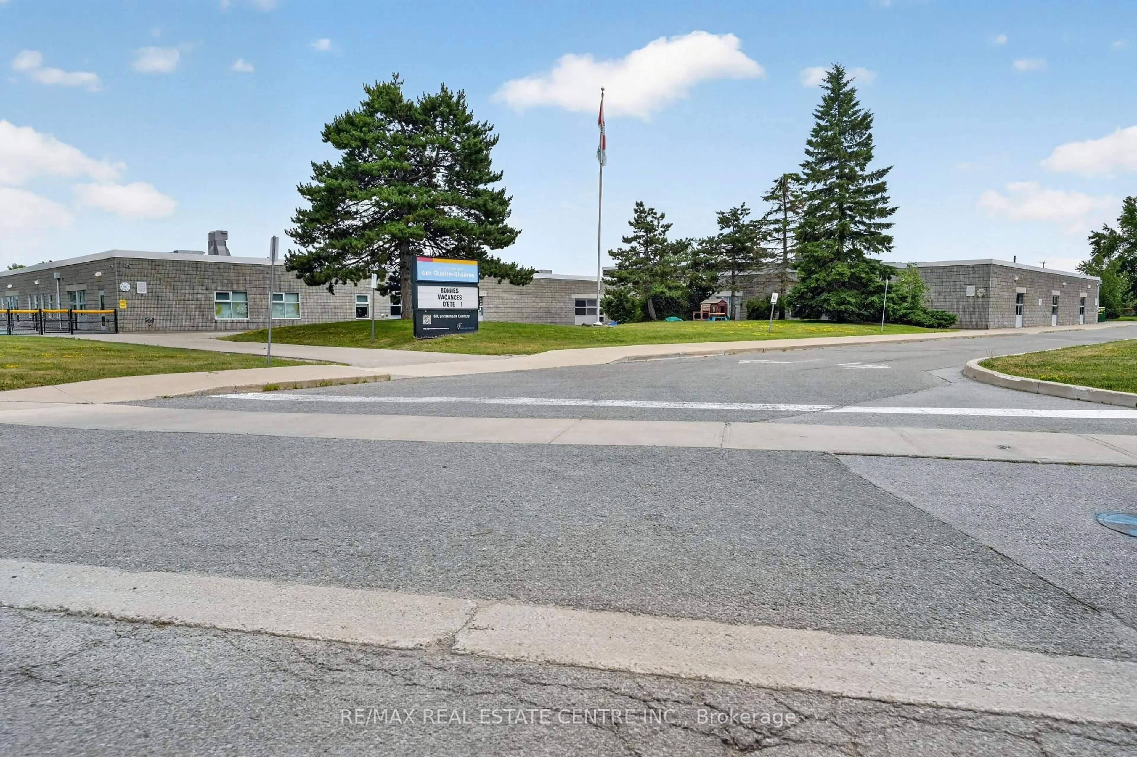 Unknown for 23 Burbank Cres, Orangeville Ontario L9W 3E6