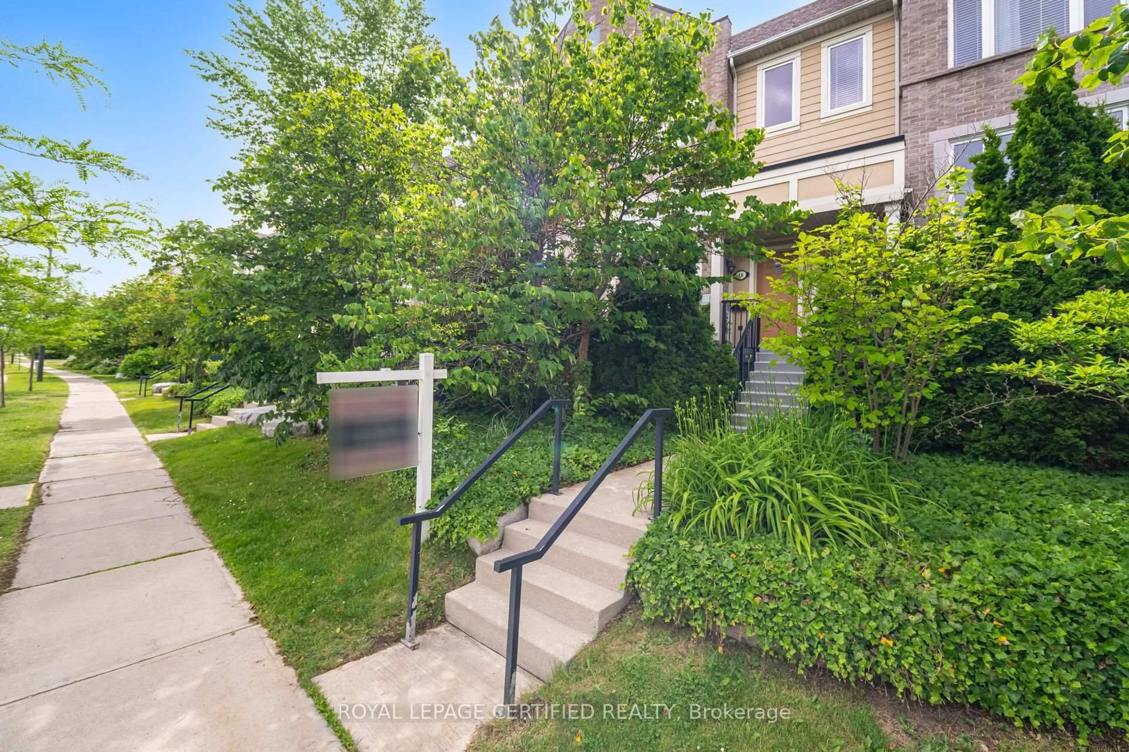 Unknown for 4861 Half Moon Grve #16, Mississauga Ontario L5M 8C7
