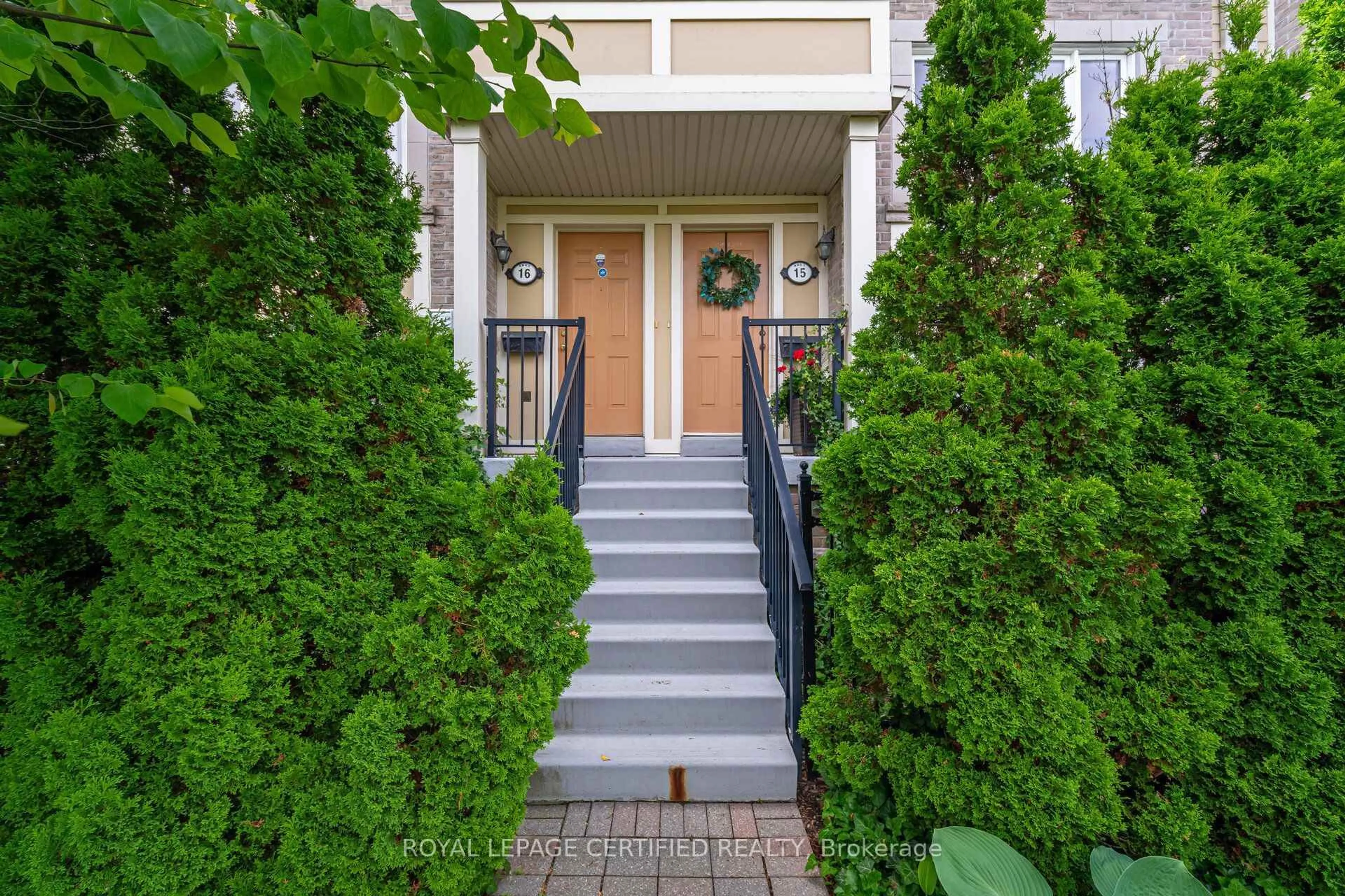 Unknown for 4861 Half Moon Grve #16, Mississauga Ontario L5M 8C7