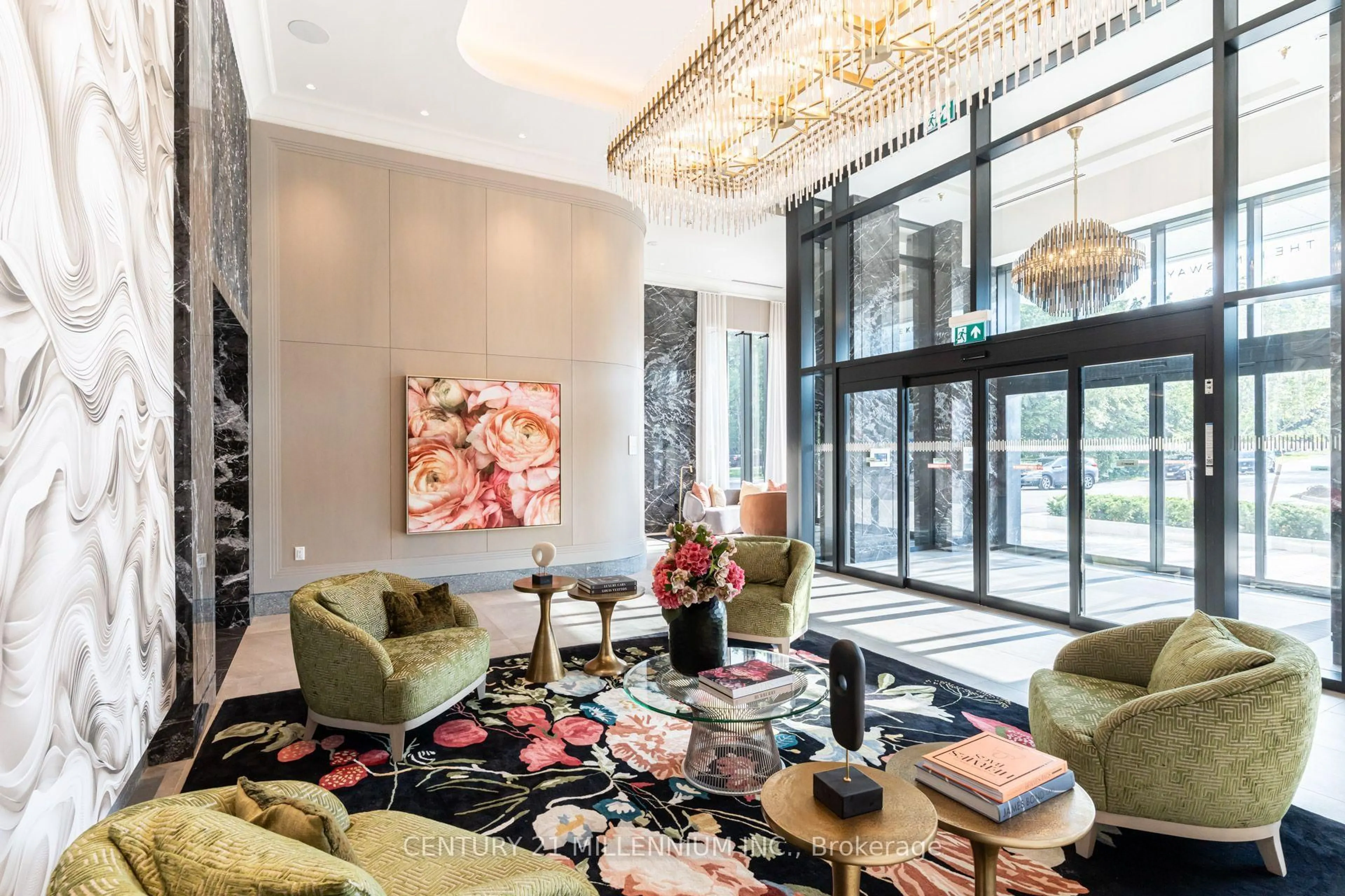 Indoor foyer for 259 The Kingsway #305, Toronto Ontario M9A 4B1