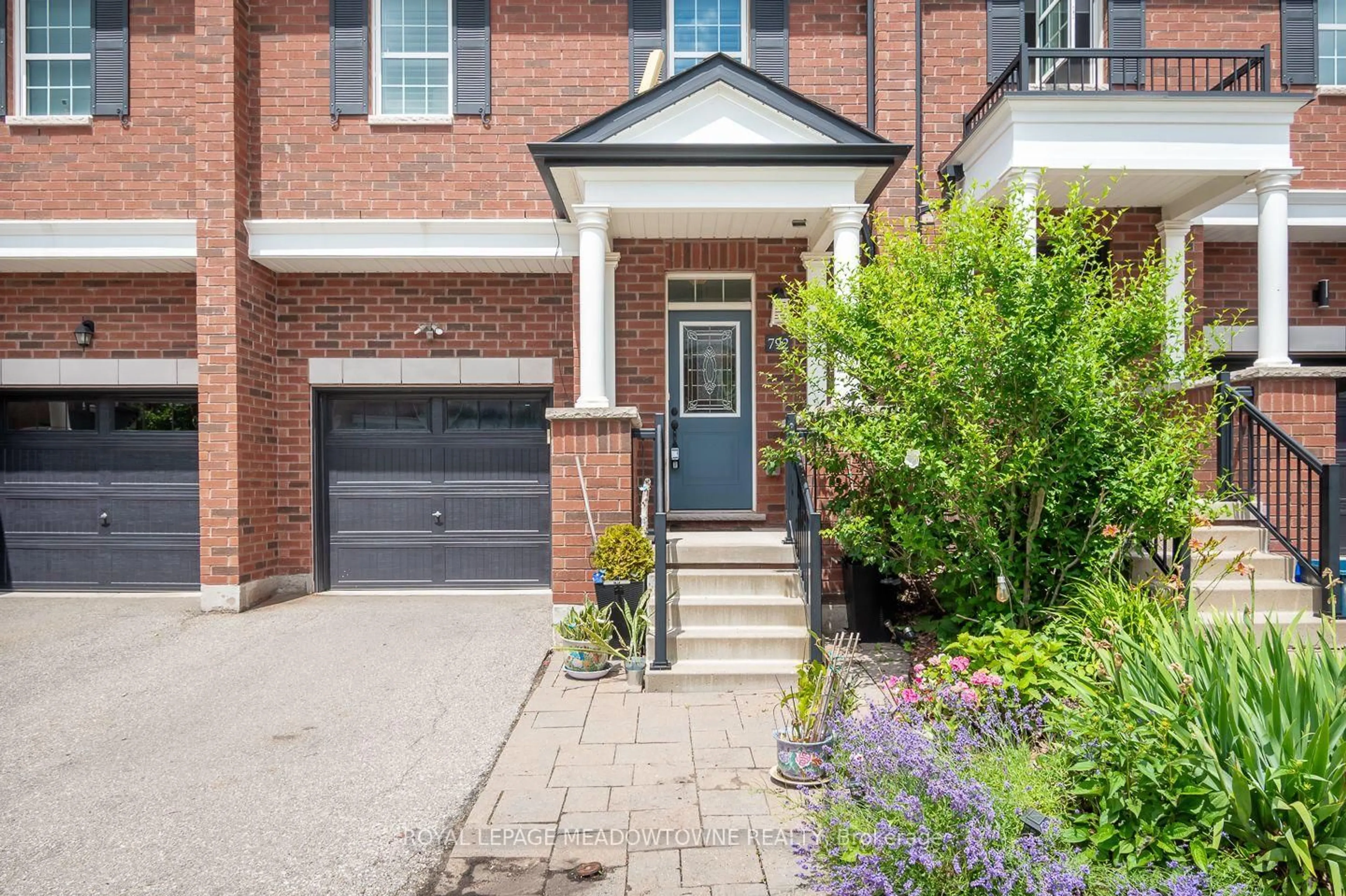 Home with brick exterior material, street for 792 Banks Cres, Milton Ontario L9T 9A3