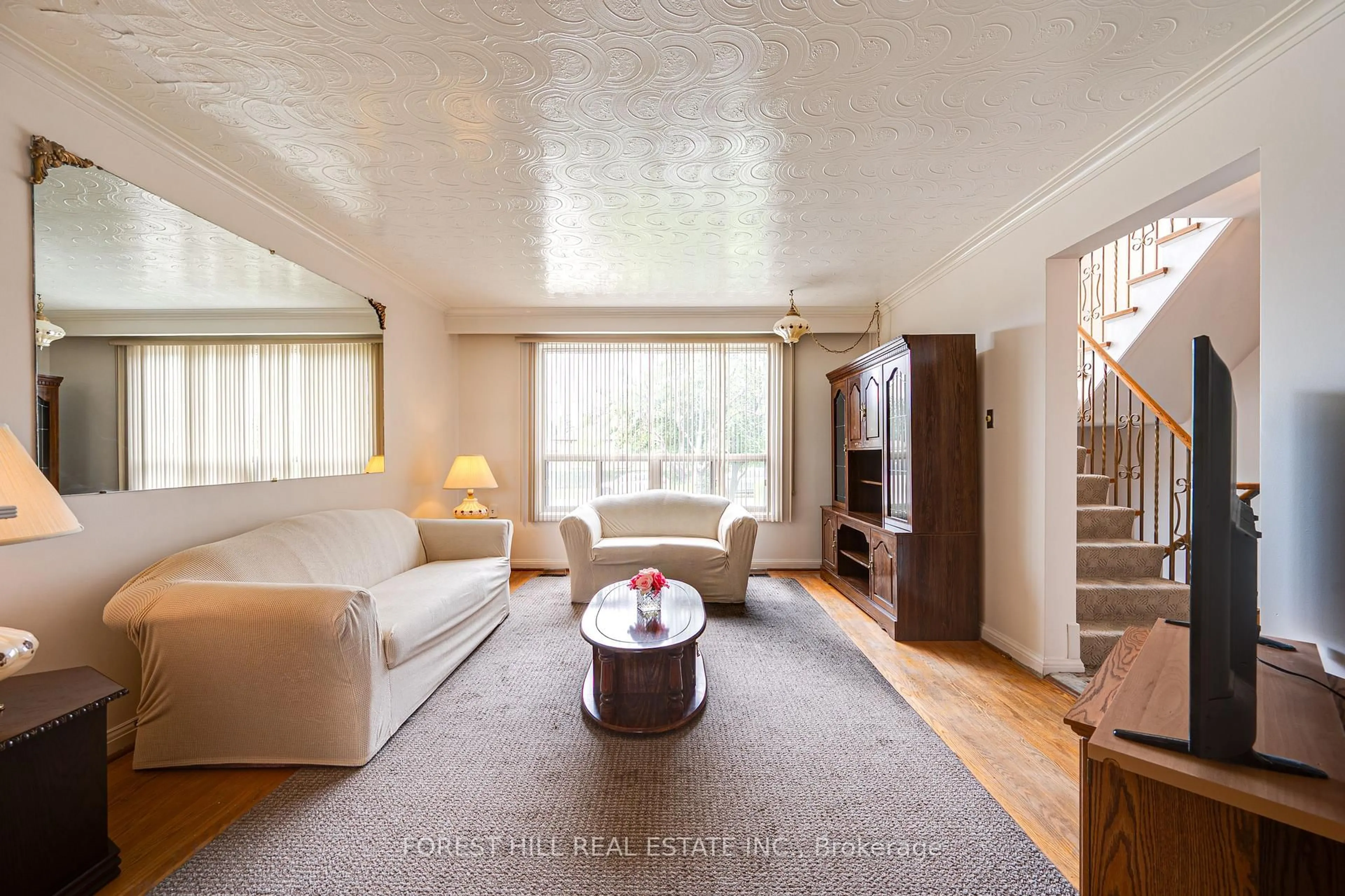 Living room with furniture, unknown for 73 Talent Cres, Toronto Ontario M9M 2N5