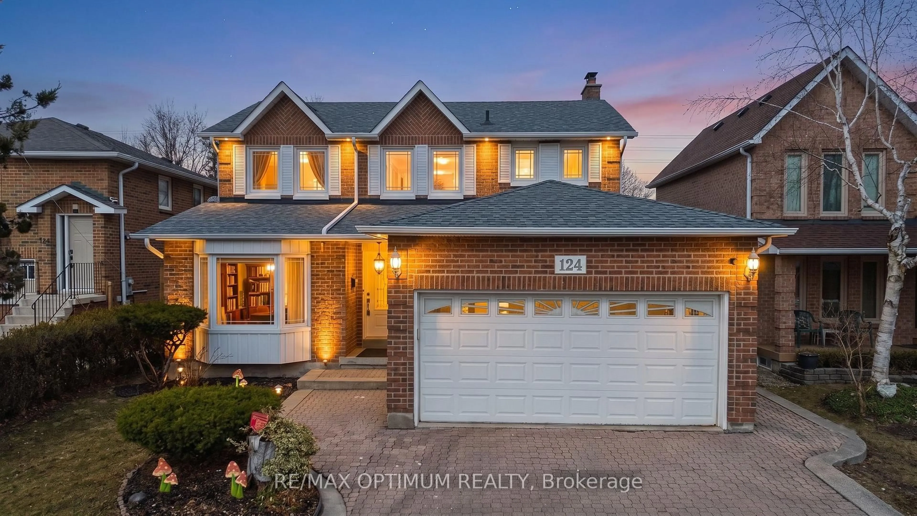 Home with brick exterior material, street for 124 Philosopher's Tr, Brampton Ontario L6S 5C8