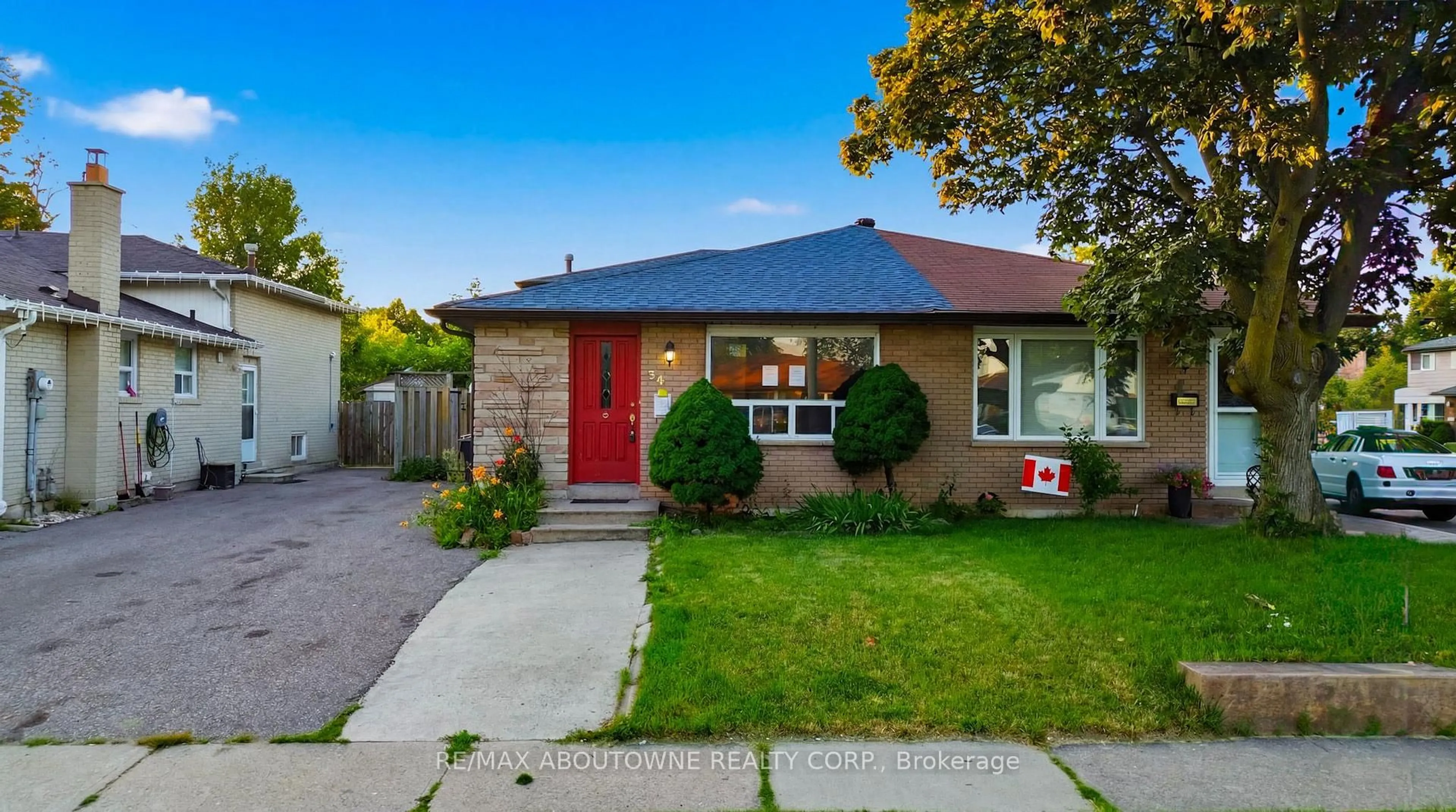 Home with brick exterior material, street for 34 Seaborn Rd, Brampton Ontario L6V 2C1