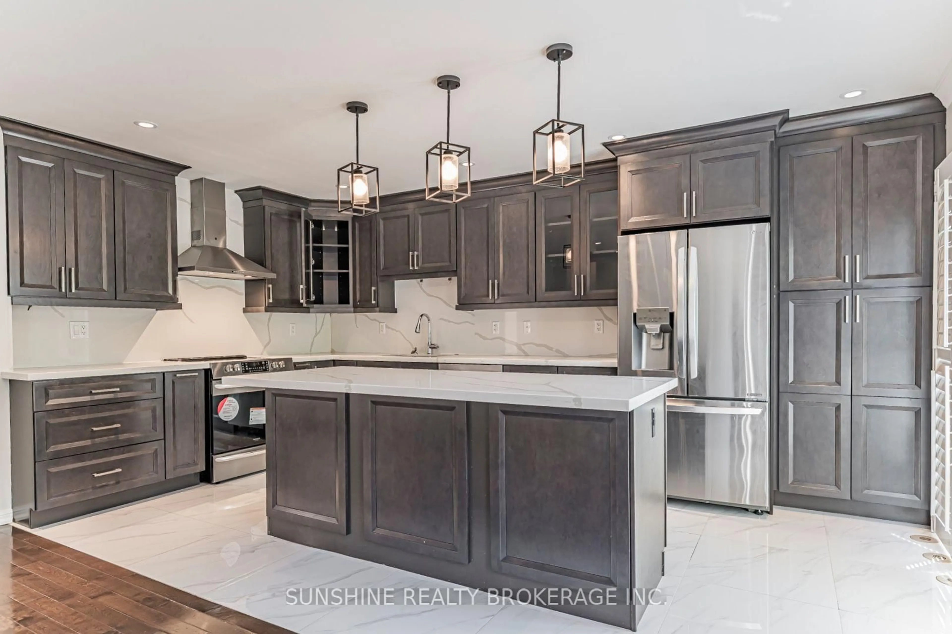Open concept kitchen, unknown for 360 Prosser Circ, Milton Ontario L9T 0P5