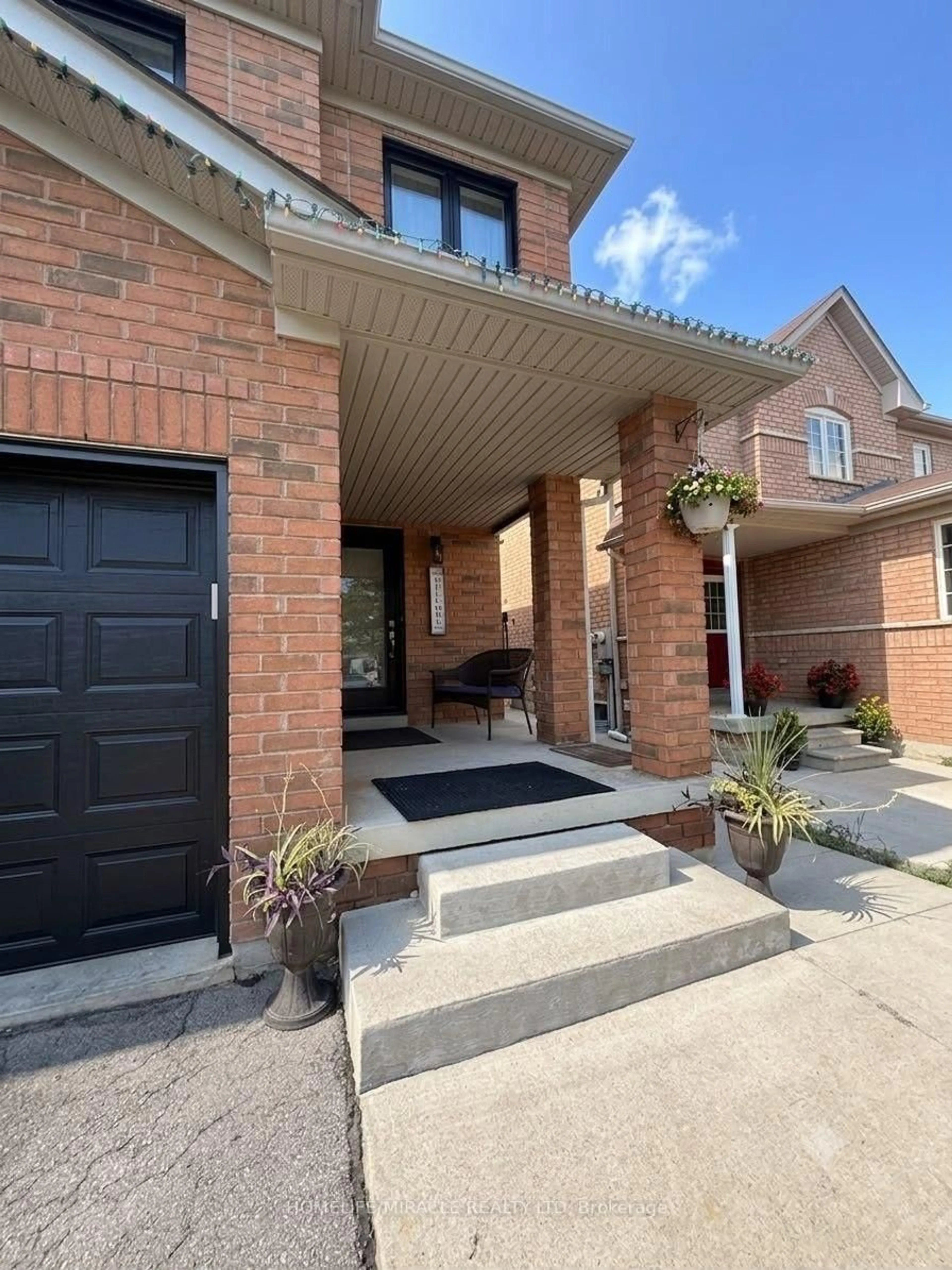 Home with brick exterior material, street for 146 Cadillac Cres, Brampton Ontario L7A 3B4