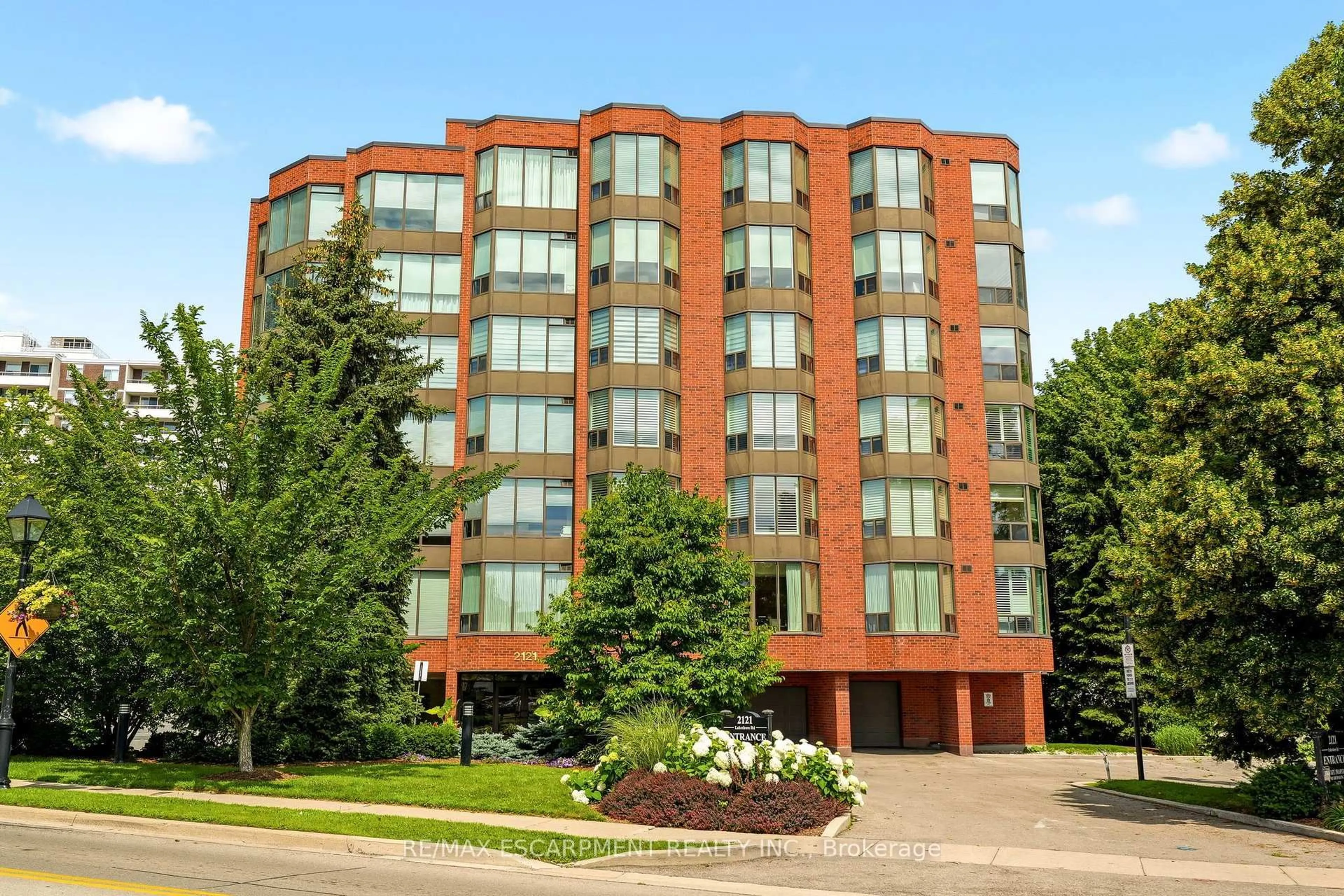 Unknown for 2121 Lakeshore Rd #507, Burlington Ontario L7R 1C9