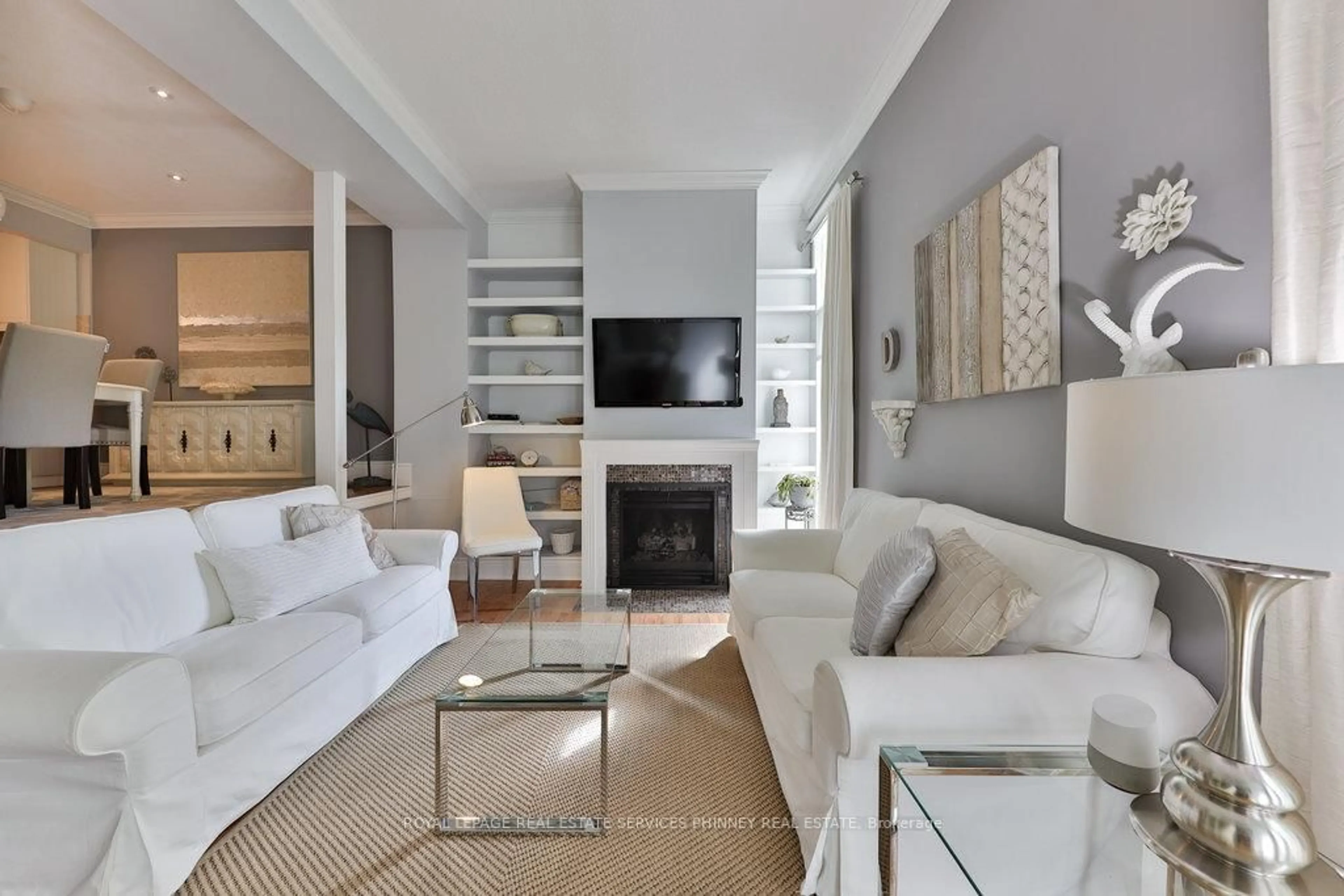 Living room with furniture, unknown for 1250 Marlborough Crt #27, Oakville Ontario L6H 2W7