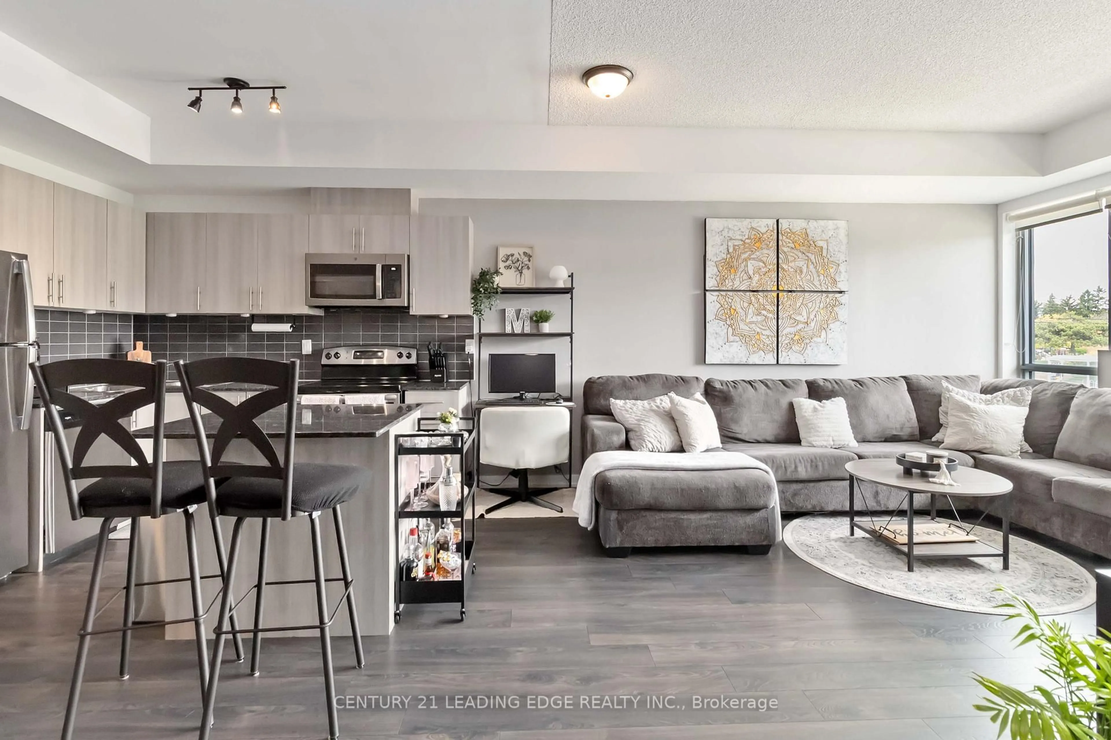 Open concept kitchen, unknown for 1284 Guelph Line #205, Burlington Ontario L7P 0T9