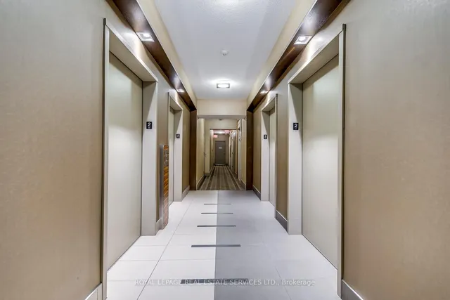 16 Brookers Lane #203, Toronto 5