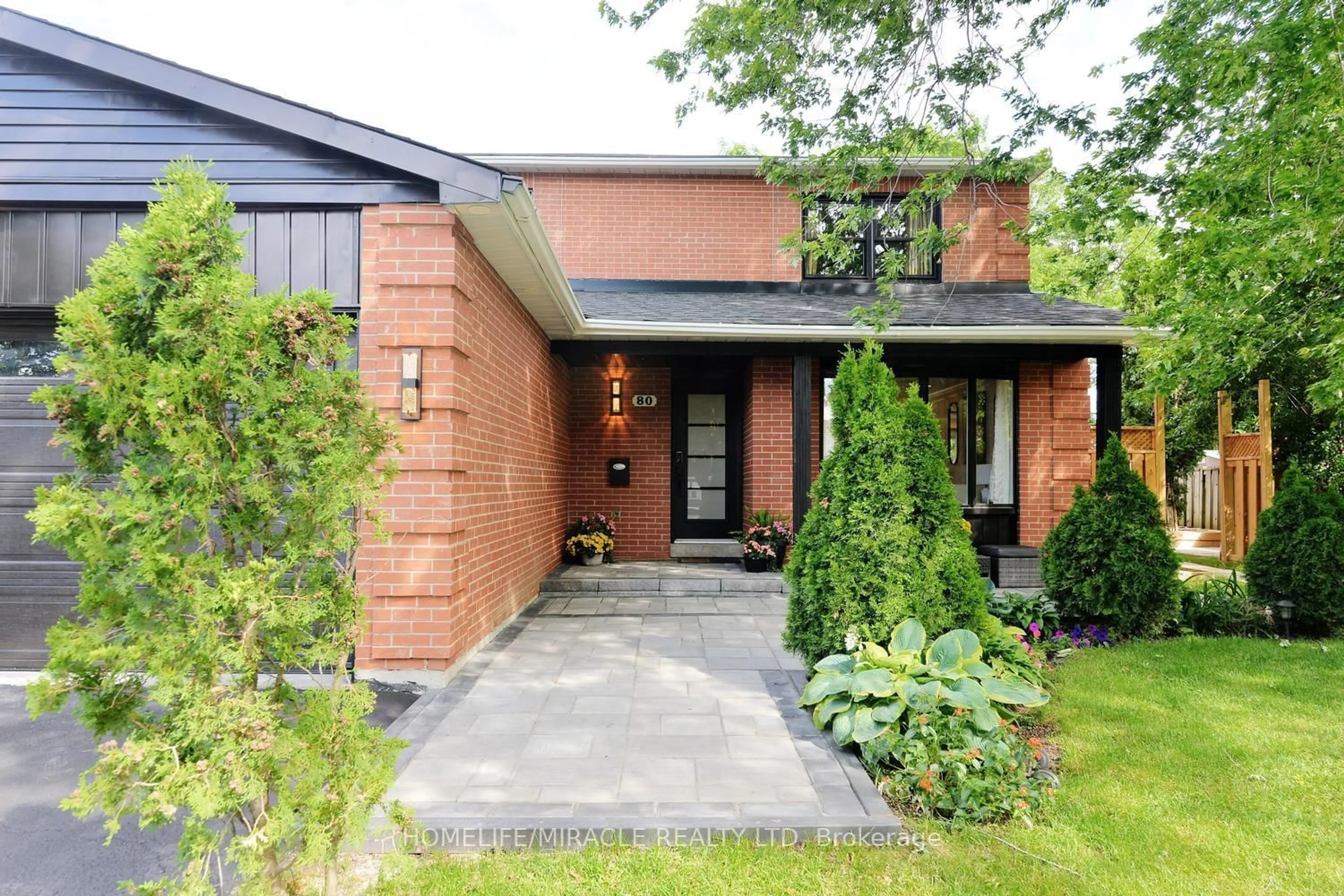 Home with brick exterior material, street for 80 Jill Cres, Brampton Ontario L6S 3J2
