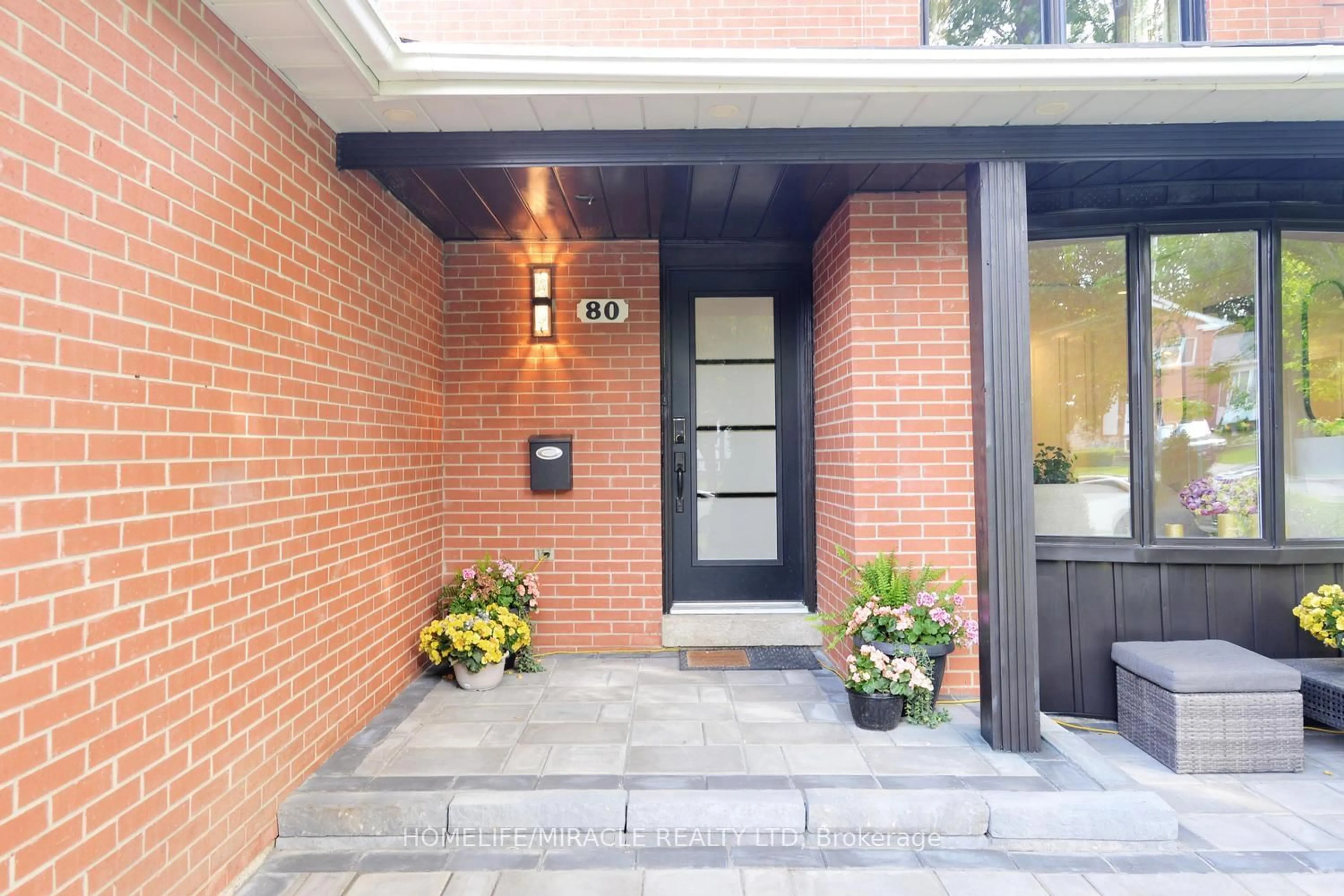 Home with brick exterior material, street for 80 Jill Cres, Brampton Ontario L6S 3J2