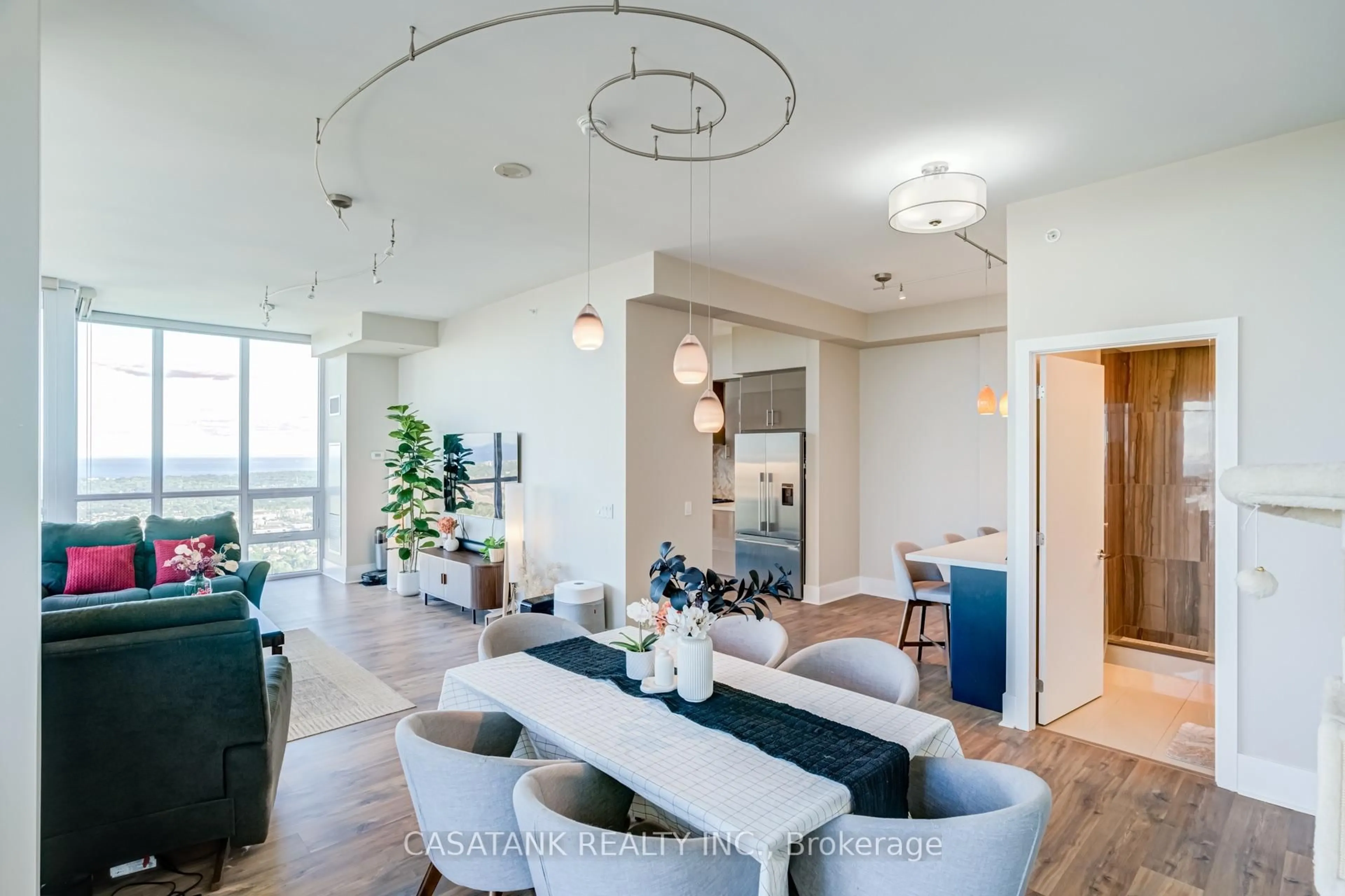Unknown for 3975 Grand Park Dr #4701, Mississauga Ontario L5B 0K4