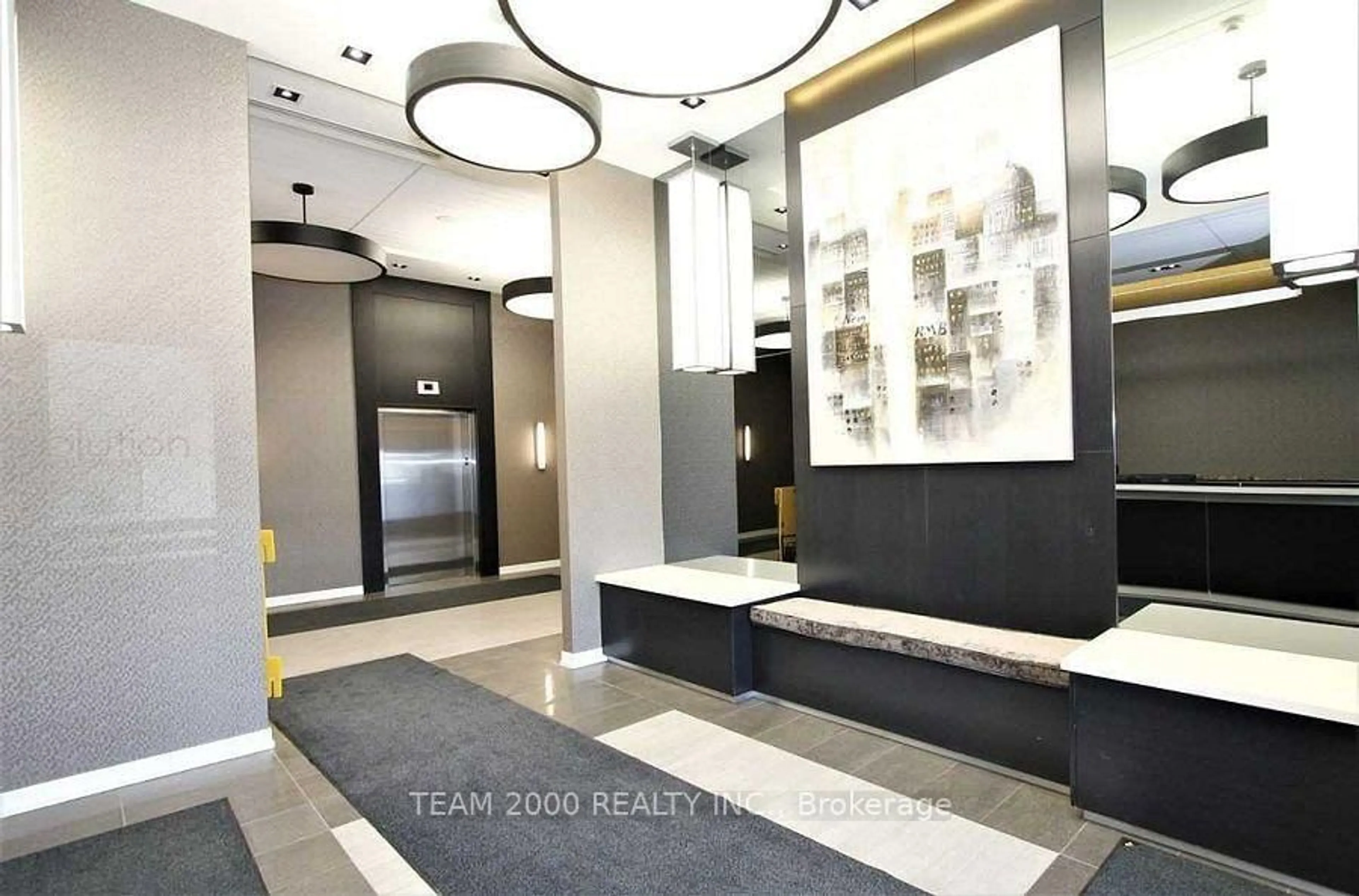 Lobby for 5101 Dundas St #602, Toronto Ontario M9A 5G8