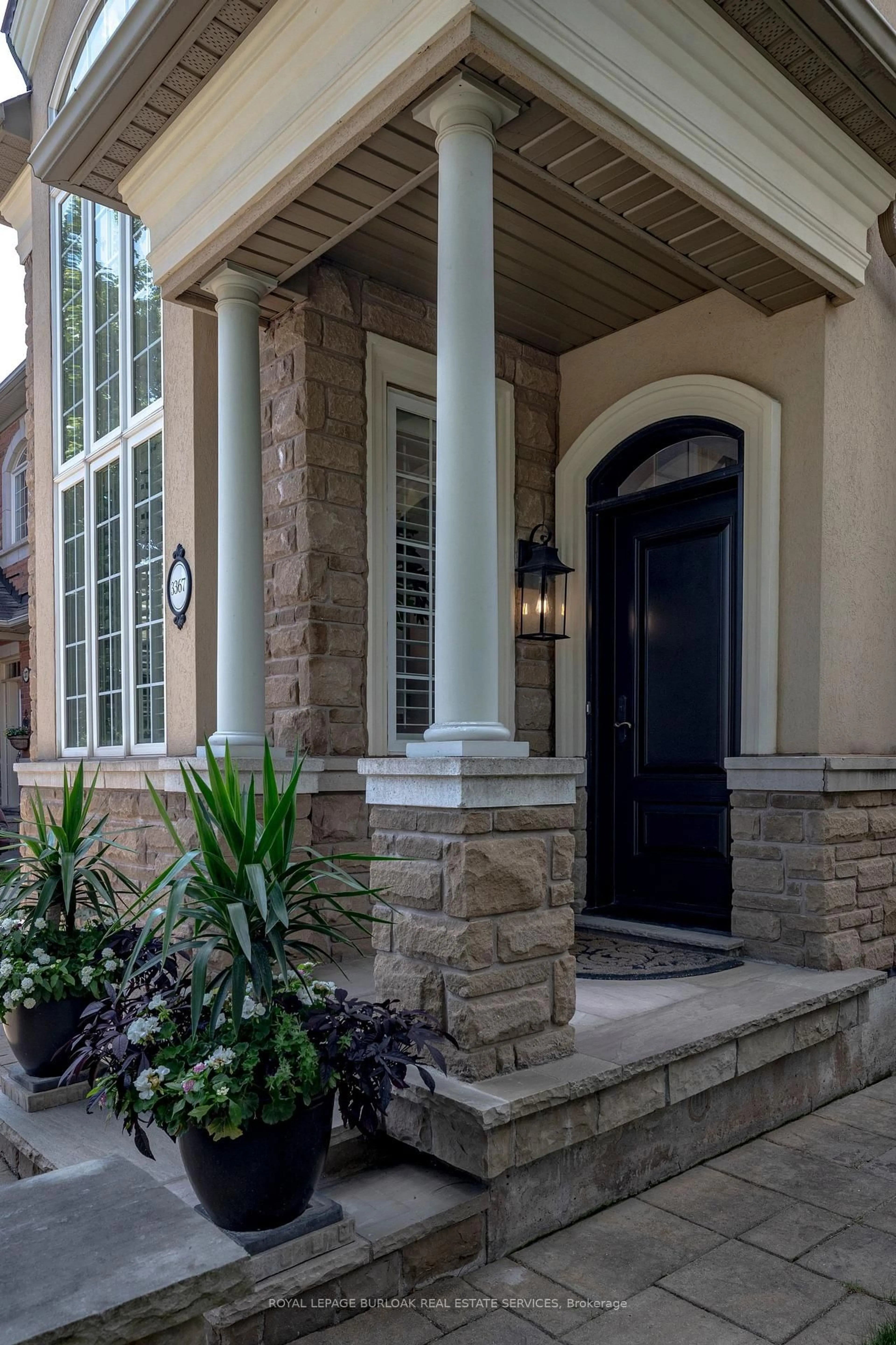 Home with brick exterior material, street for 3367 Whilabout Terr, Oakville Ontario L6L 0A8