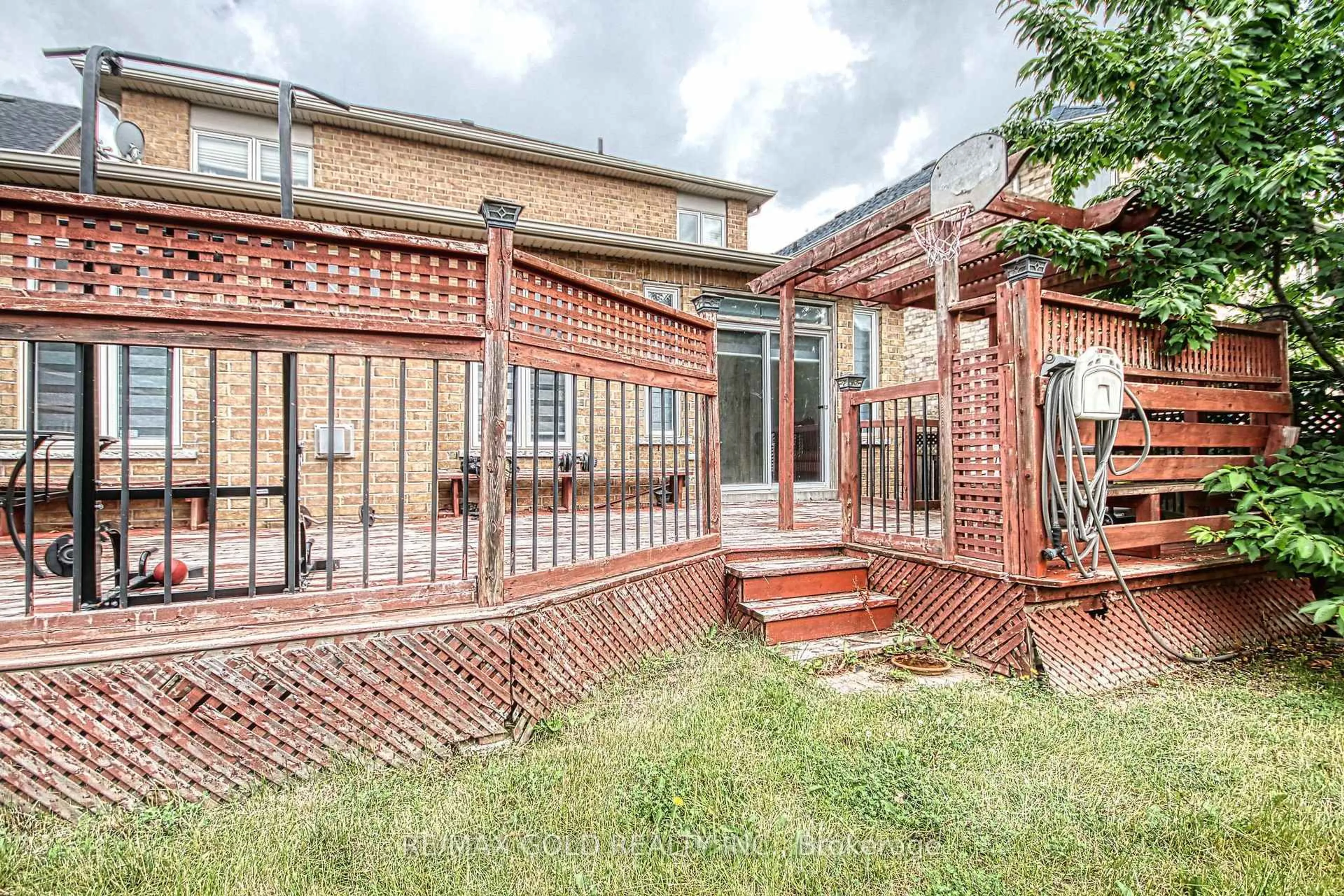 Home with brick exterior material, street for 3428 Erin Centre Blvd, Mississauga Ontario L5M 8C2