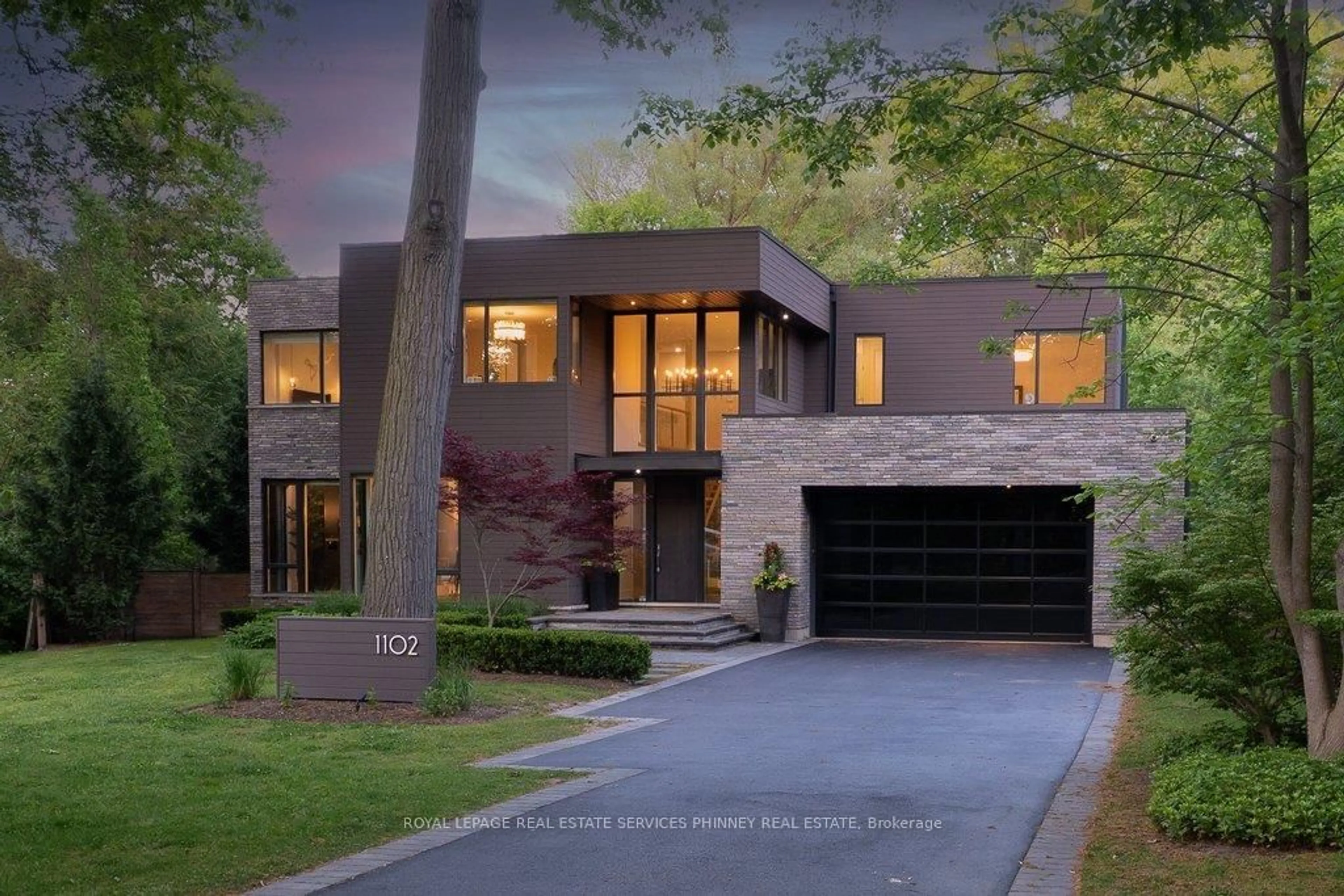 Home with brick exterior material, street for 1102 Crestview St, Oakville Ontario L6J 2C6