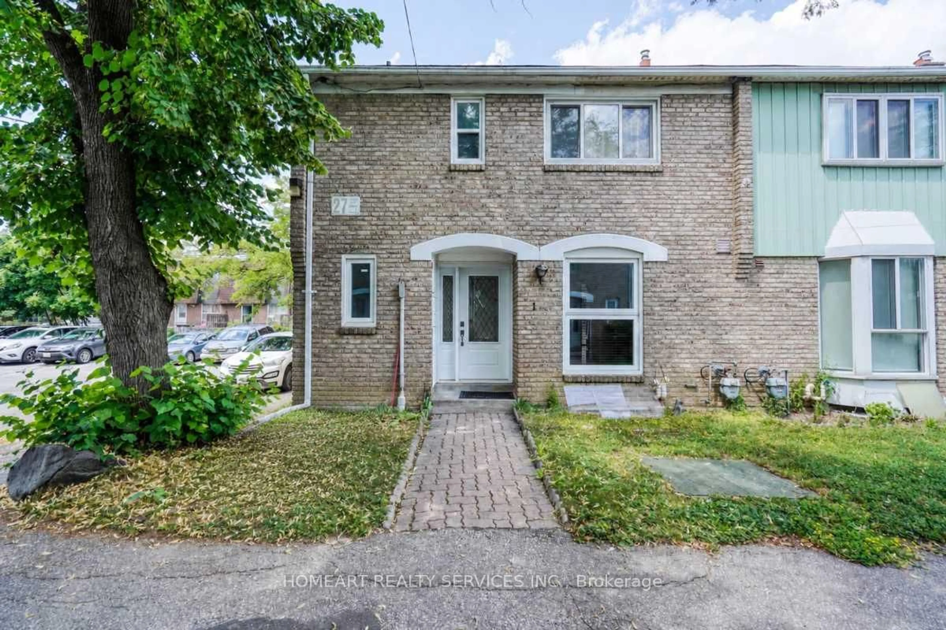 Home with brick exterior material, street for 27 Gosford Blvd #1, Toronto Ontario M3N 2G7