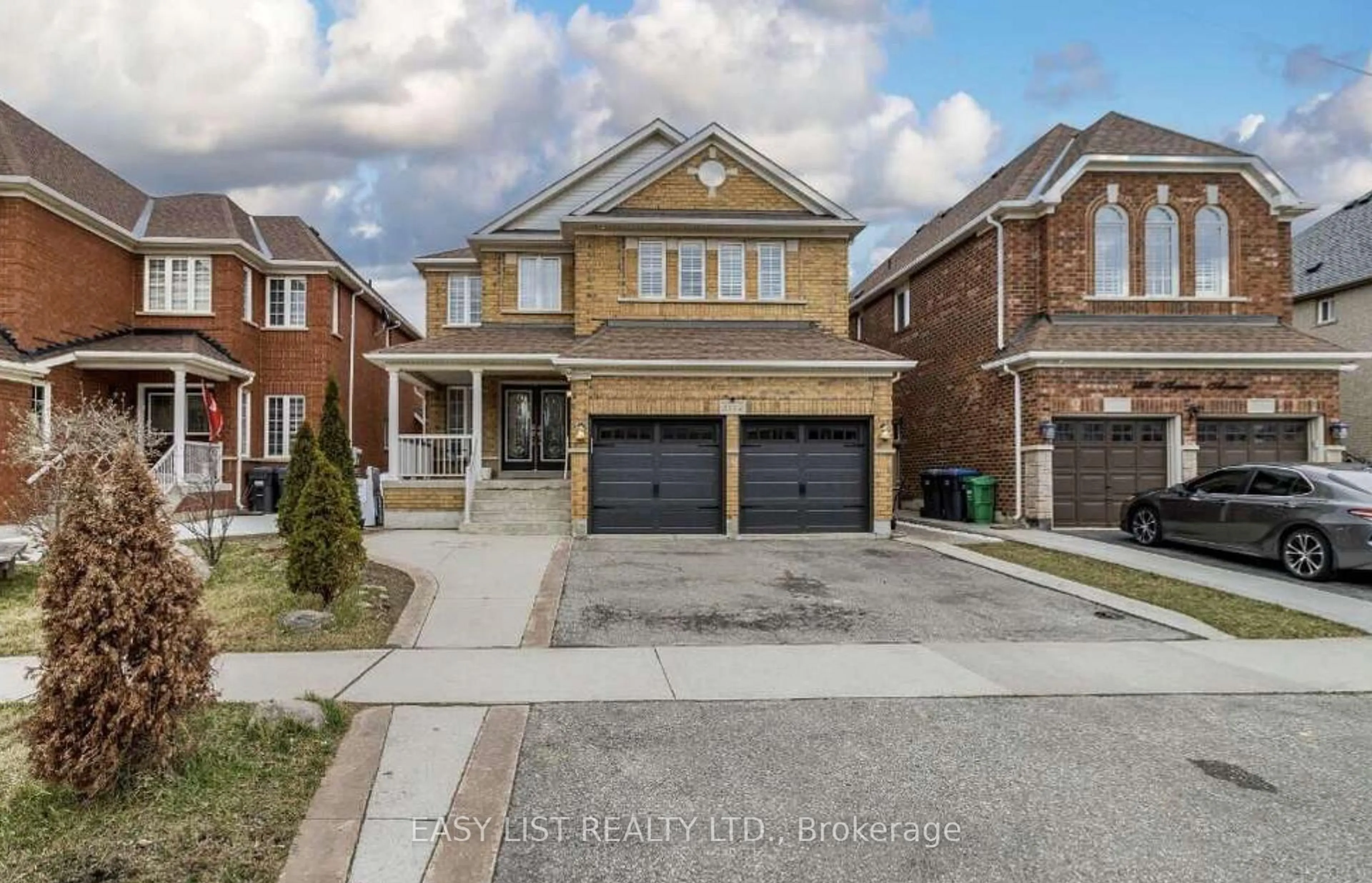 Home with brick exterior material, street for 3562 Aquinas Ave, Mississauga Ontario L5M 7L7