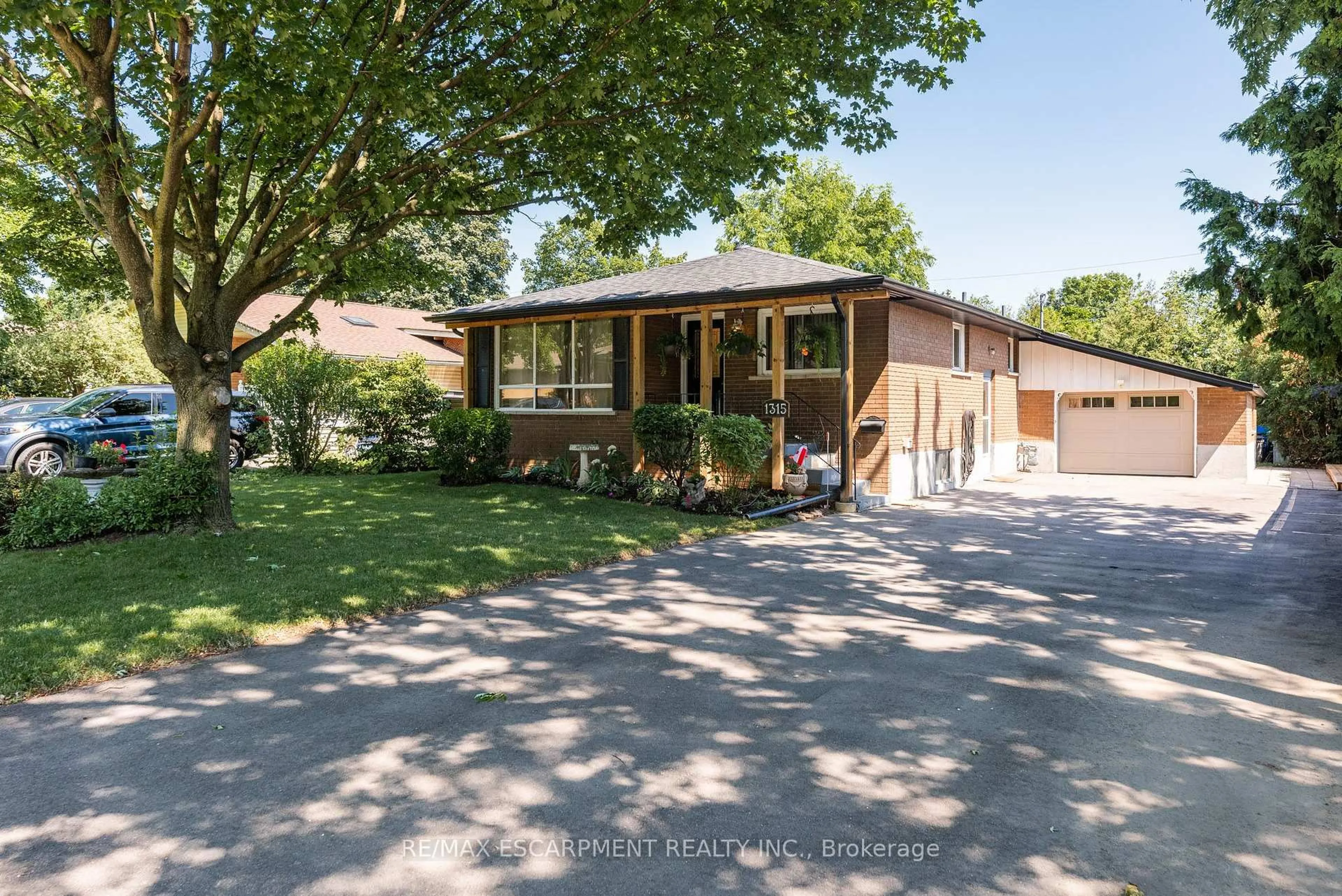Unknown for 1315 Rosemary Cres, Burlington Ontario L7P 2P3