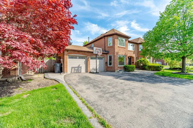 28 Ridelle Crt, Brampton 2