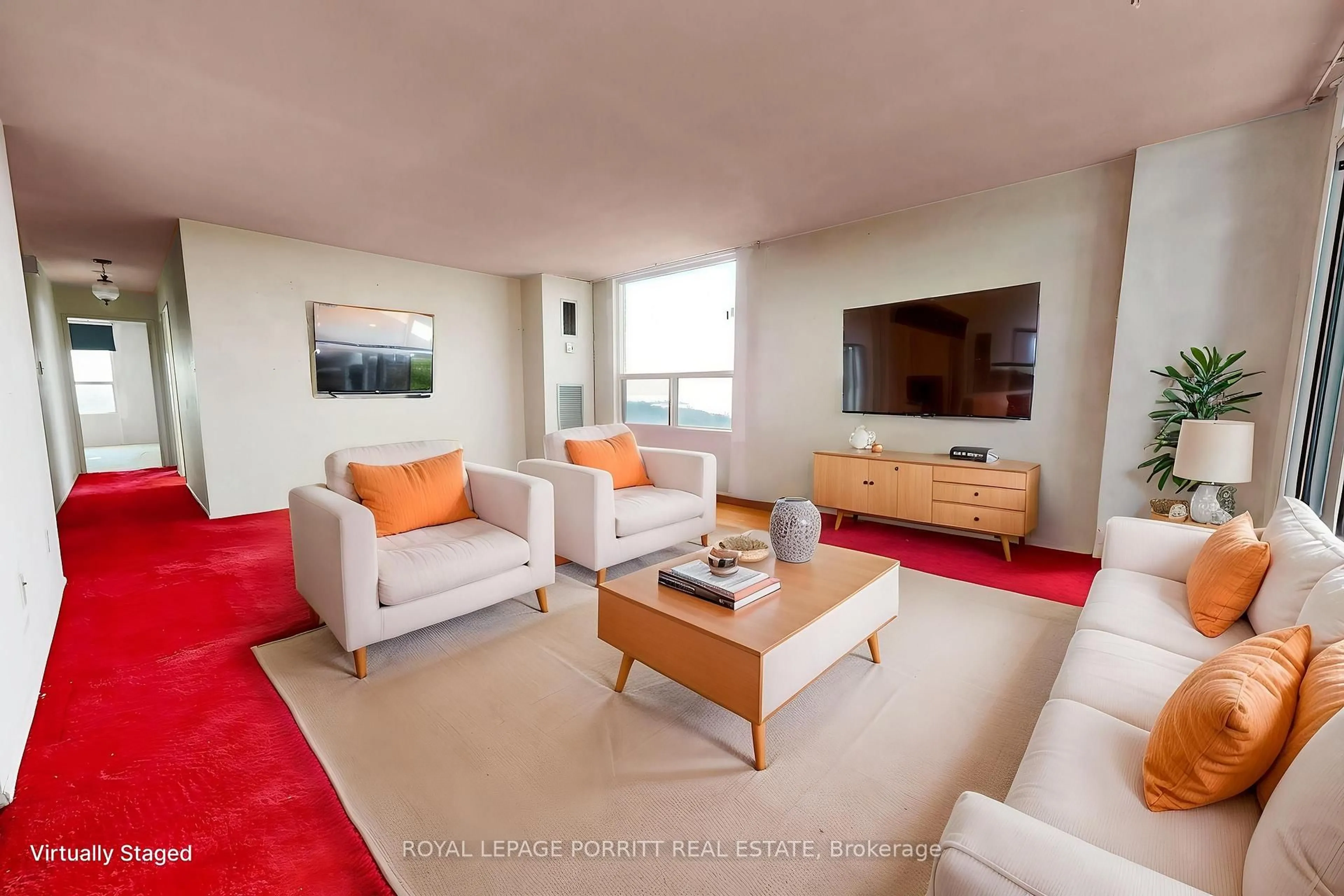 Living room with furniture, unknown for 1535 Lakeshore Rd #PH01, Mississauga Ontario L5E 3E2