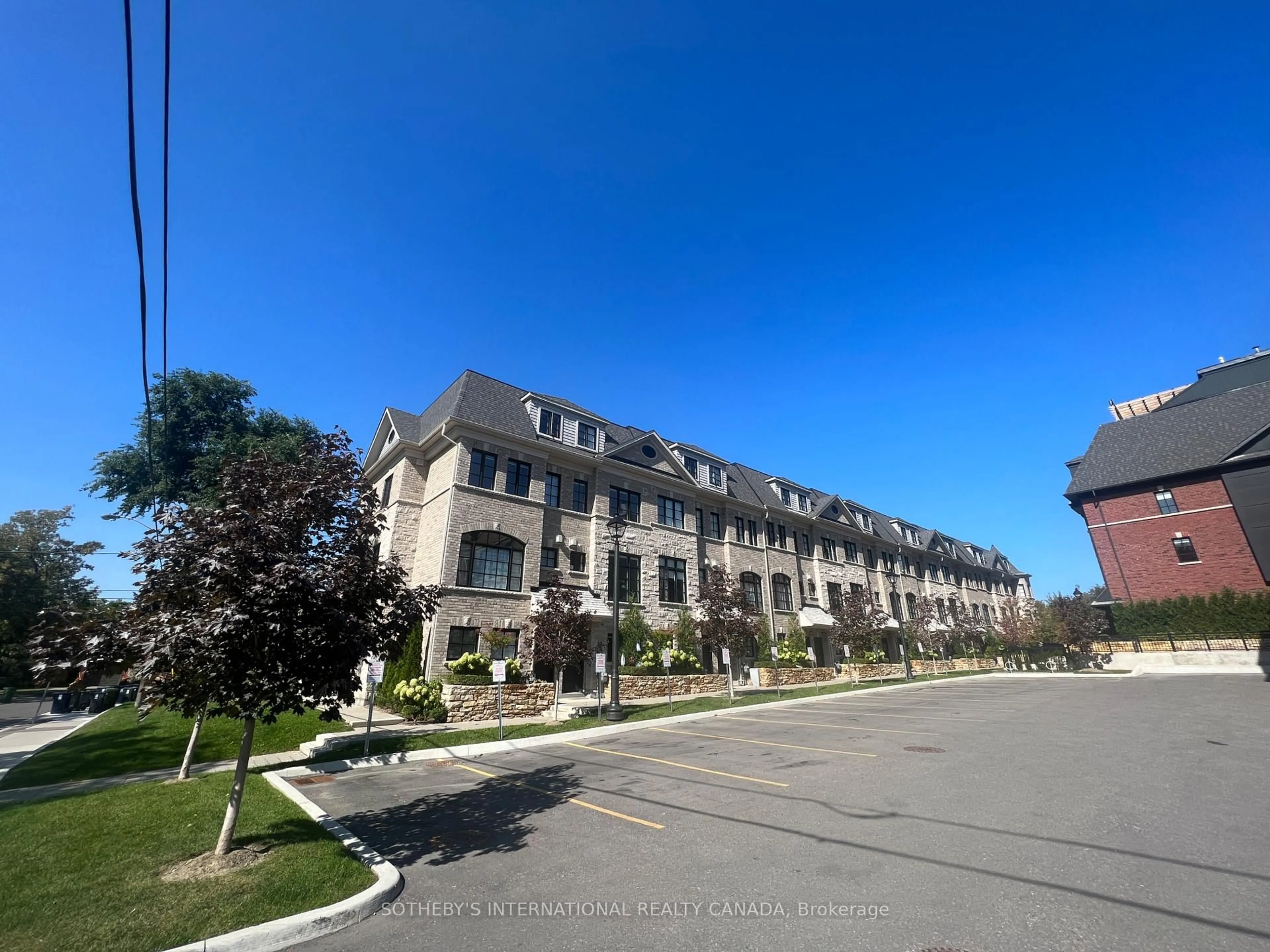 A pic from outside/outdoor area/front of a property/back of a property/a pic from drone, street for 80 Daisy Ave #30, Toronto Ontario M8W 0B7