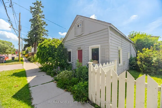 262 Pine St, Milton 4