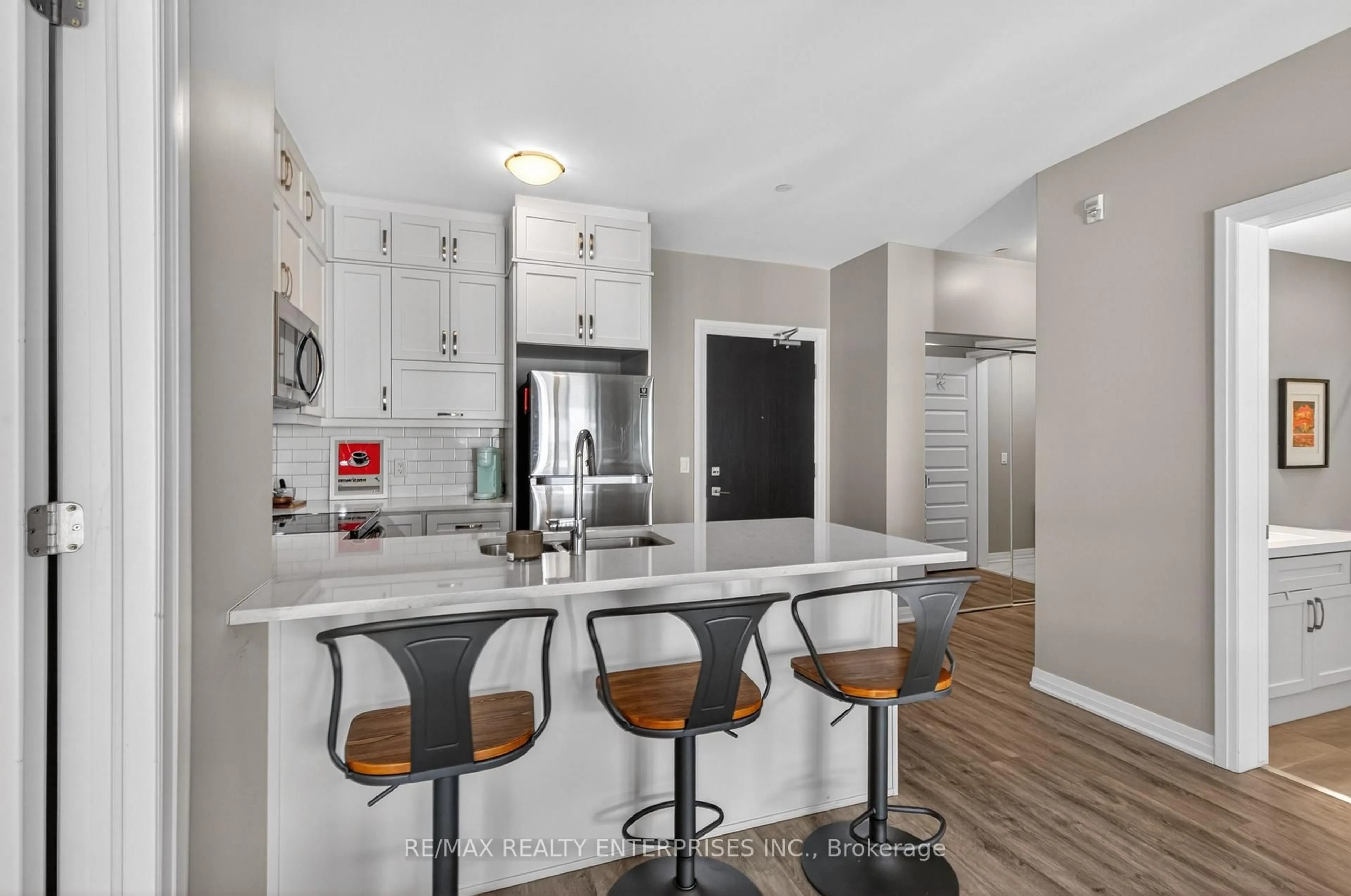 Open concept kitchen, unknown for 102 Grovewood Common #510, Oakville Ontario L9H 0X2