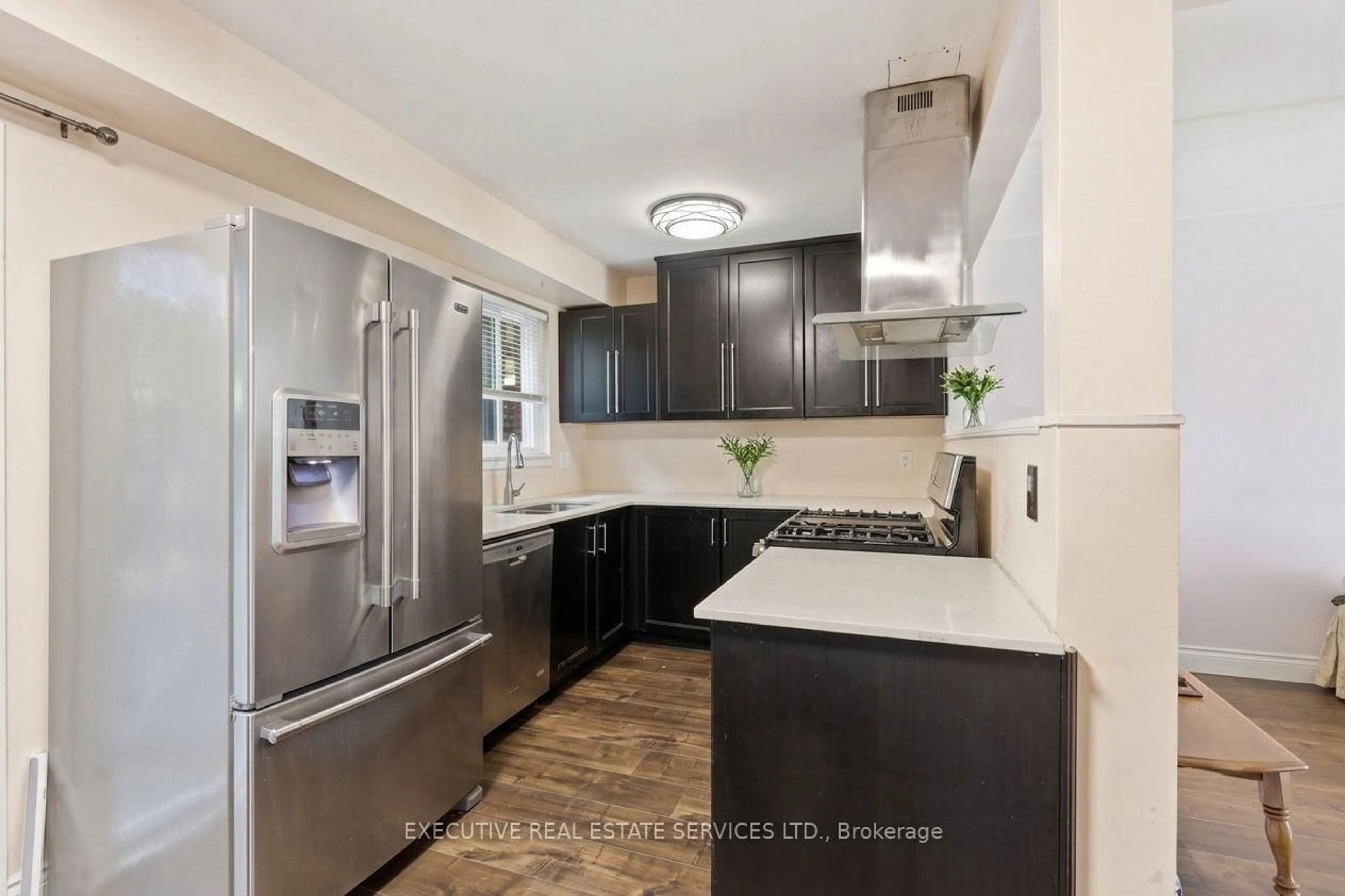 Unknown for 60 Chipwood Cres, Brampton Ontario L6V 2E5