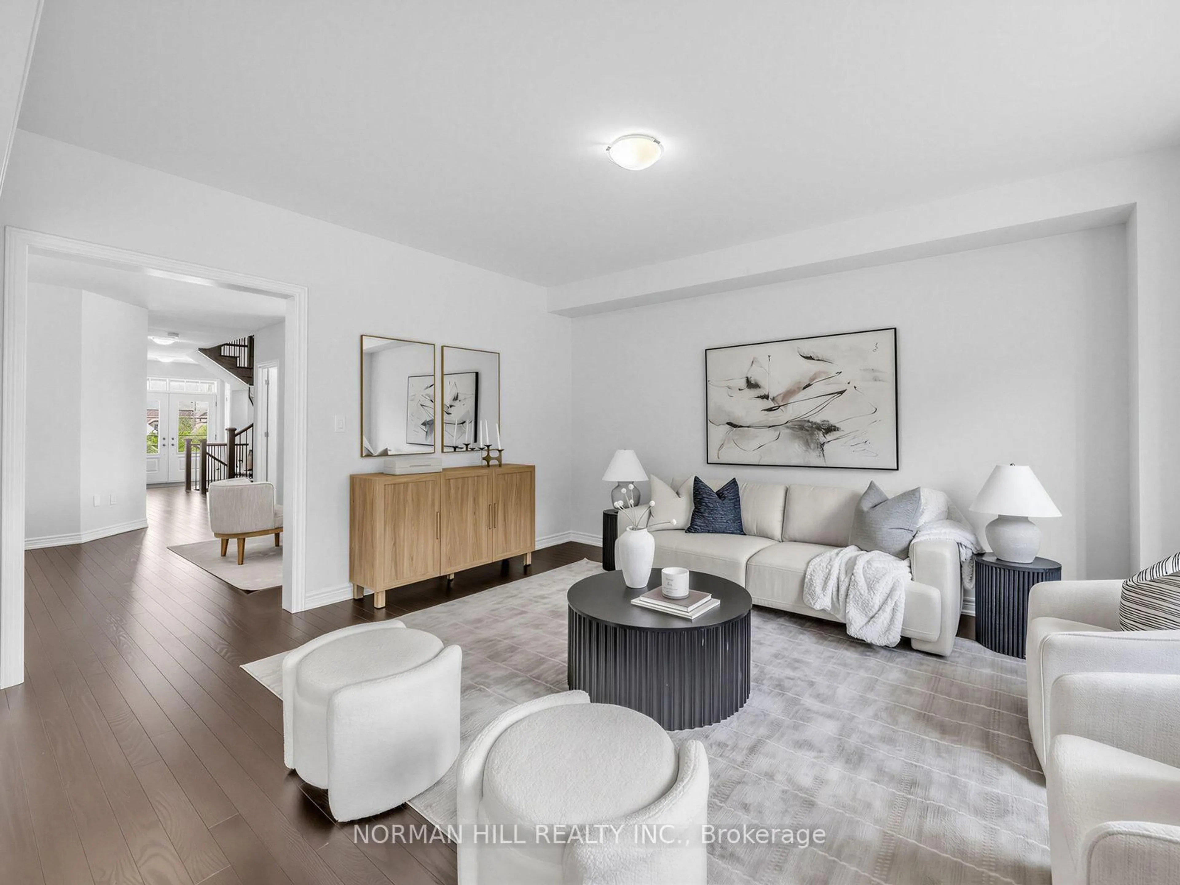 Living room with furniture, unknown for 113 Antibes Dr, Brampton Ontario L6X 5J2