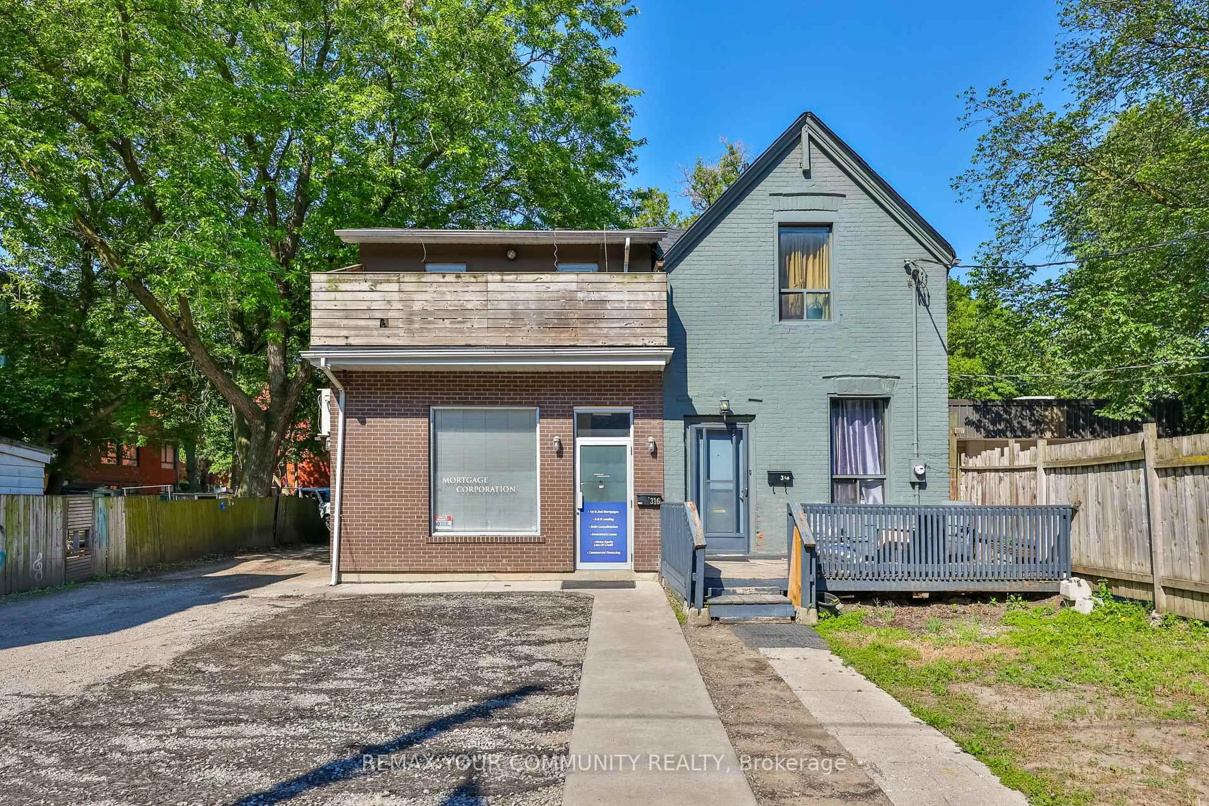 Home with brick exterior material, street for 316 Dufferin St, Toronto Ontario M6K 1Z6