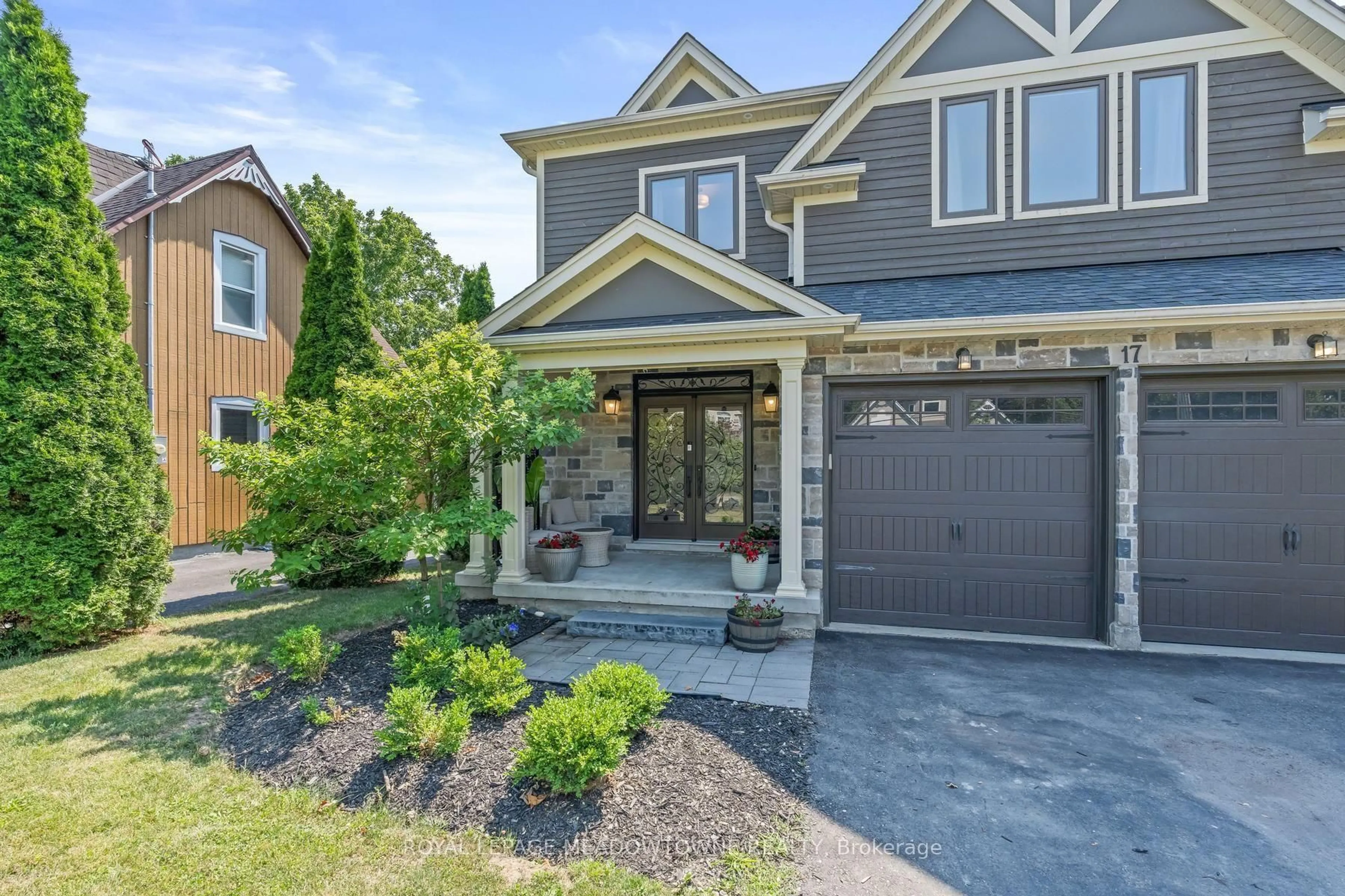 Home with brick exterior material, street for 17 Ontario St, Halton Hills Ontario L7G 3K5