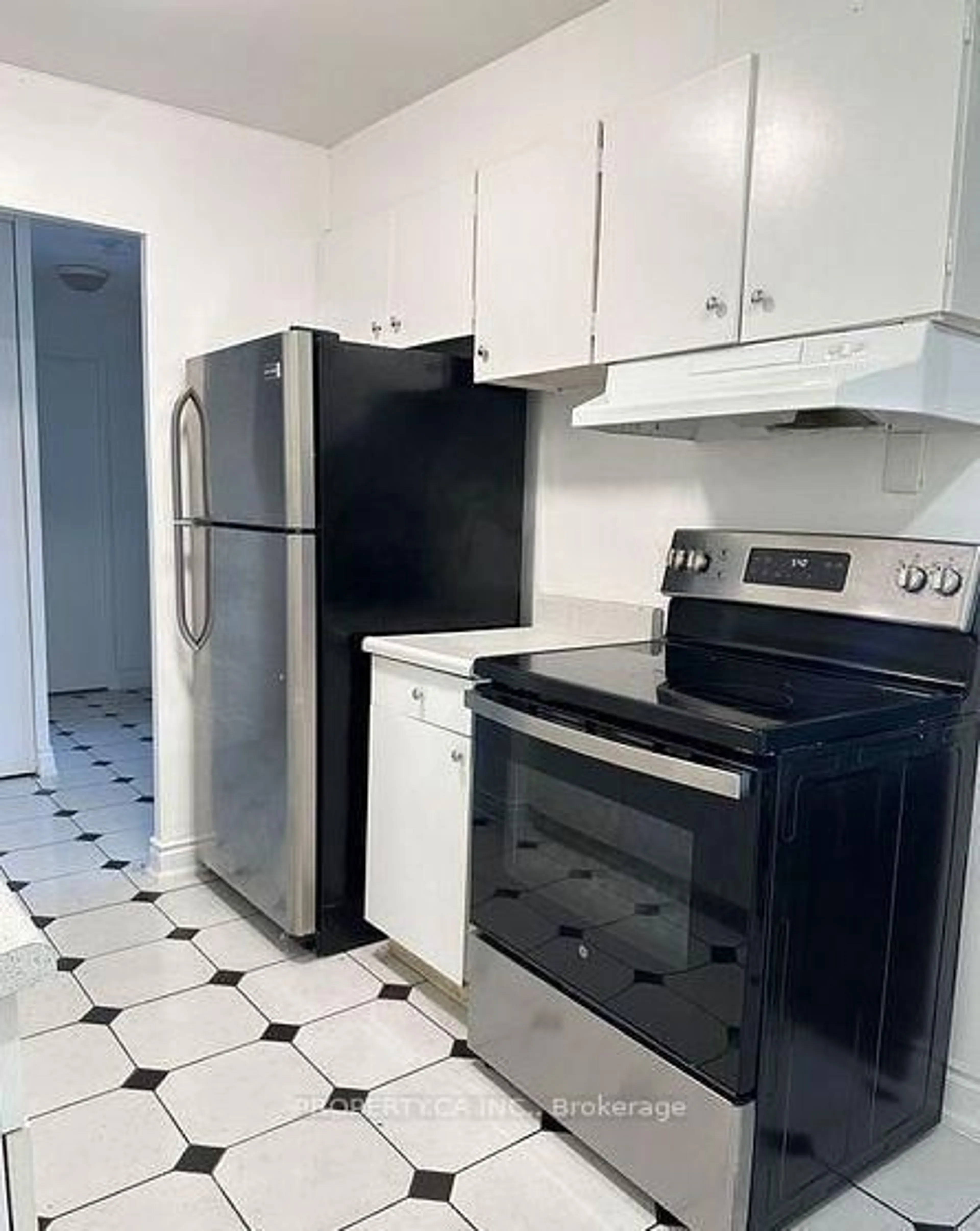Standard kitchen, ceramic/tile floor for 2835 Islington Ave #107, Toronto Ontario M9L 2K2
