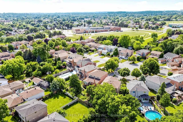 34 Granby Crt, Brampton 5