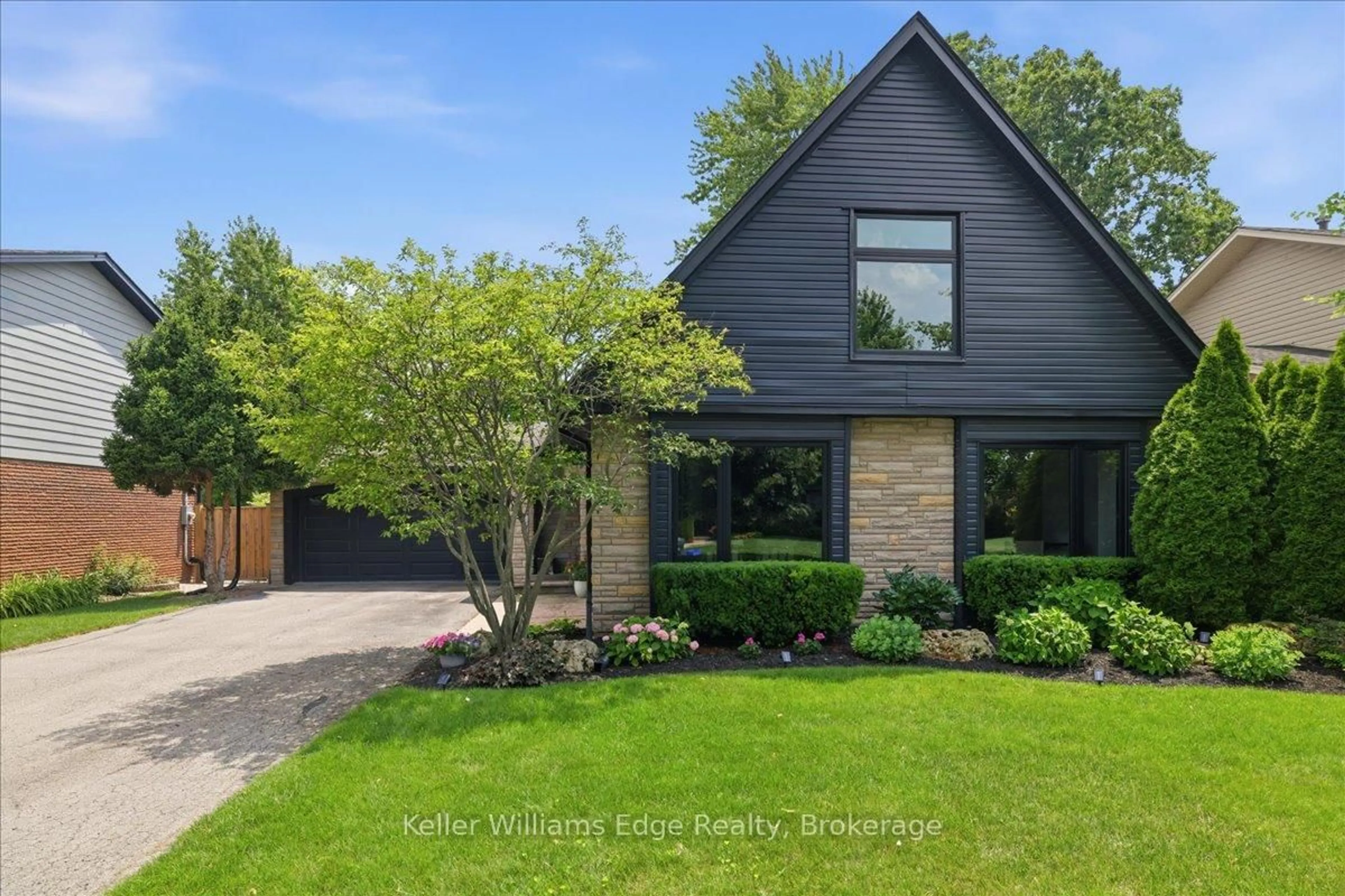 Home with brick exterior material, street for 519 Wicklow Rd, Burlington Ontario L7T 2J1