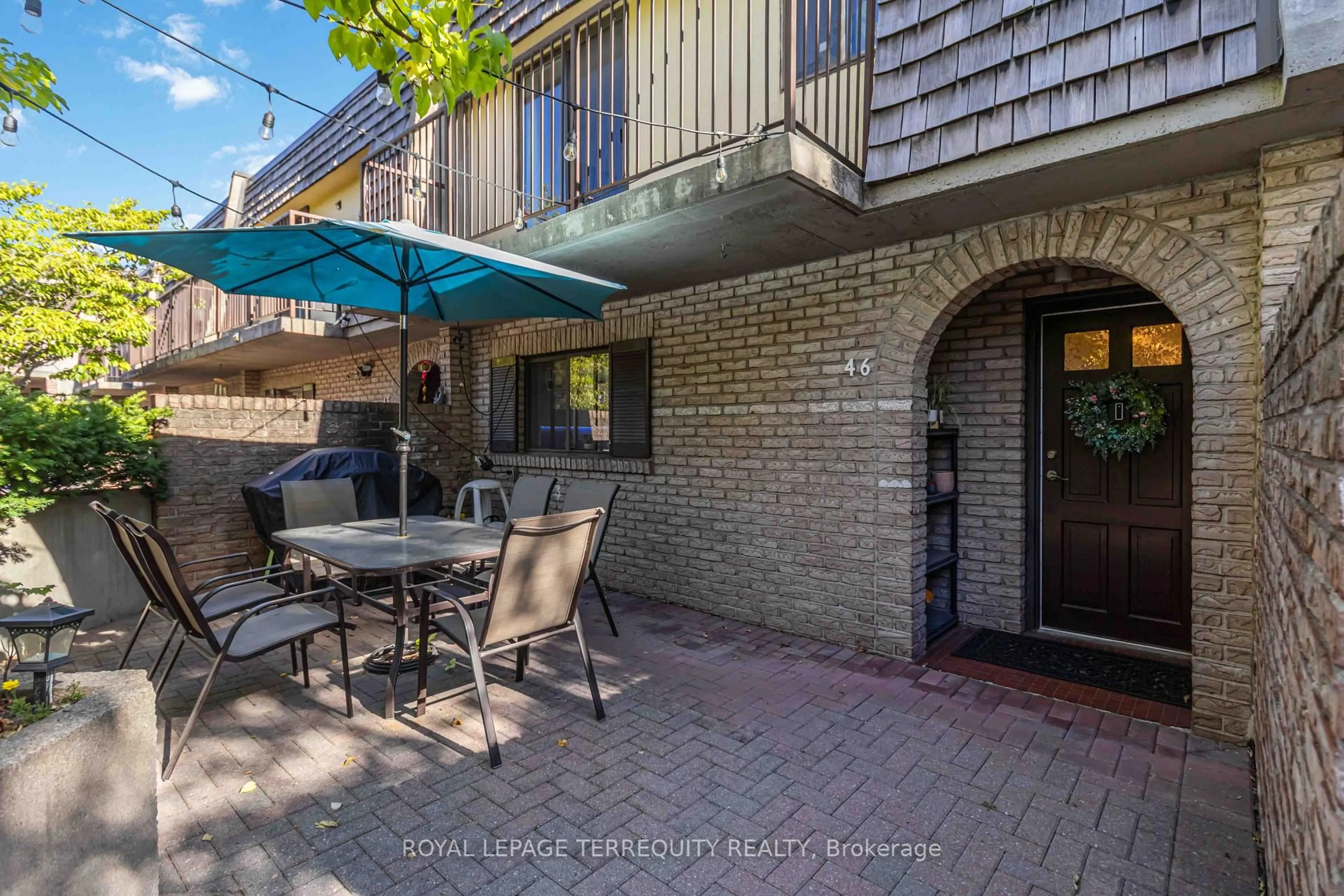 Patio, street for 1250 Mississauga Valley Blvd #46, Mississauga Ontario L5A 3R6
