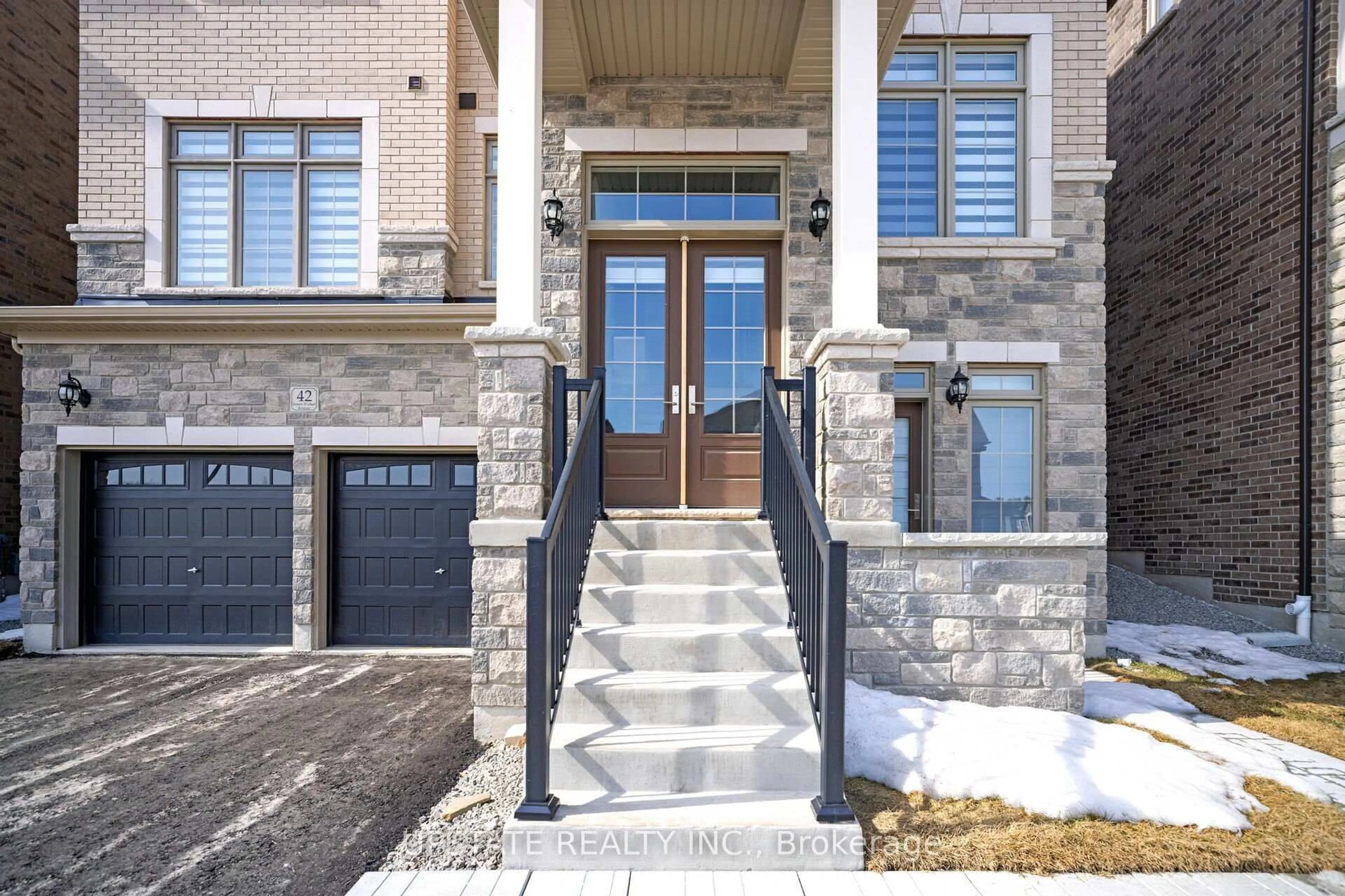 Unknown for 42 James Walker Ave, Caledon Ontario L7C 4M8
