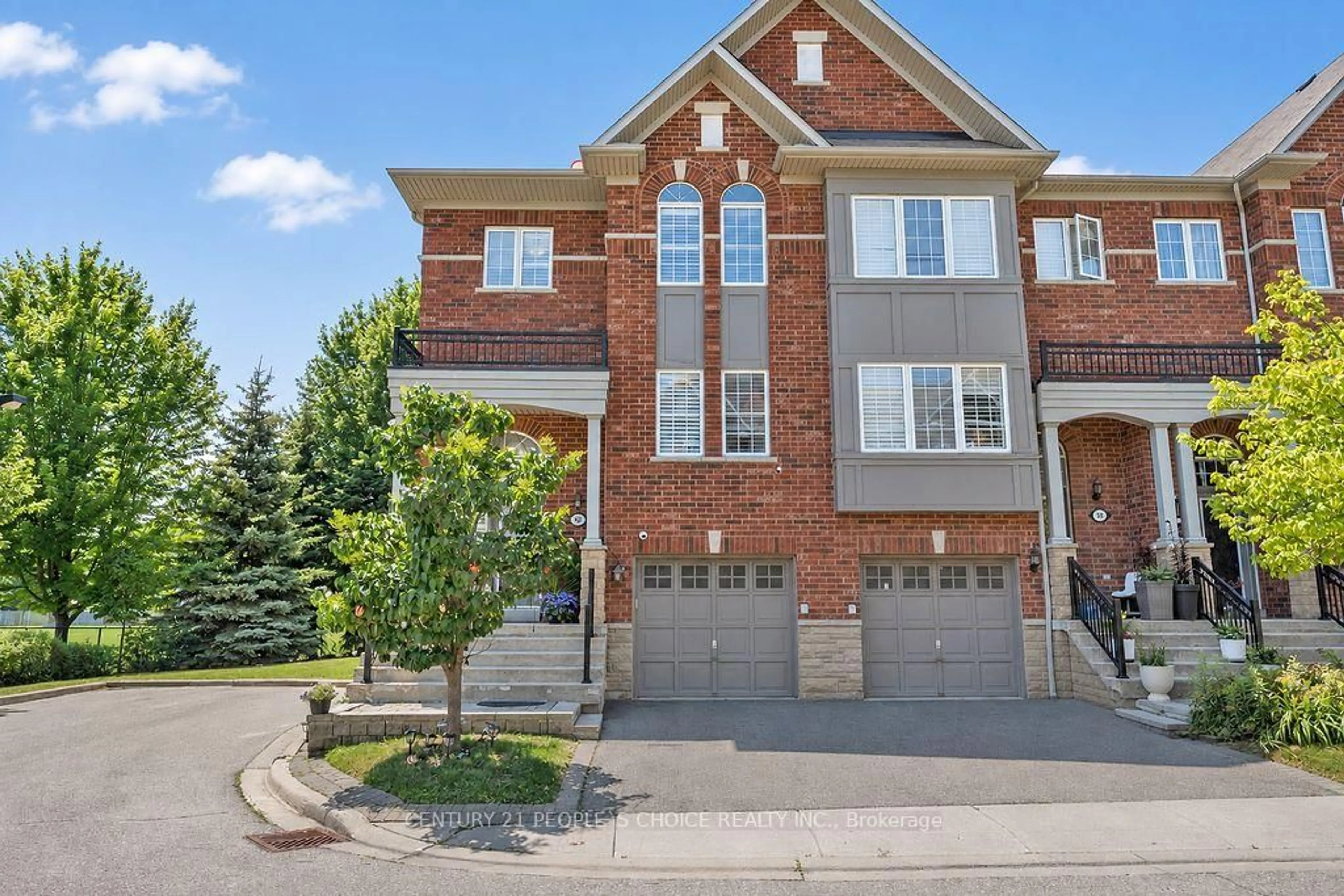 Home with brick exterior material, street for 230 Paisley Blvd #40, Mississauga Ontario L5B 0C5