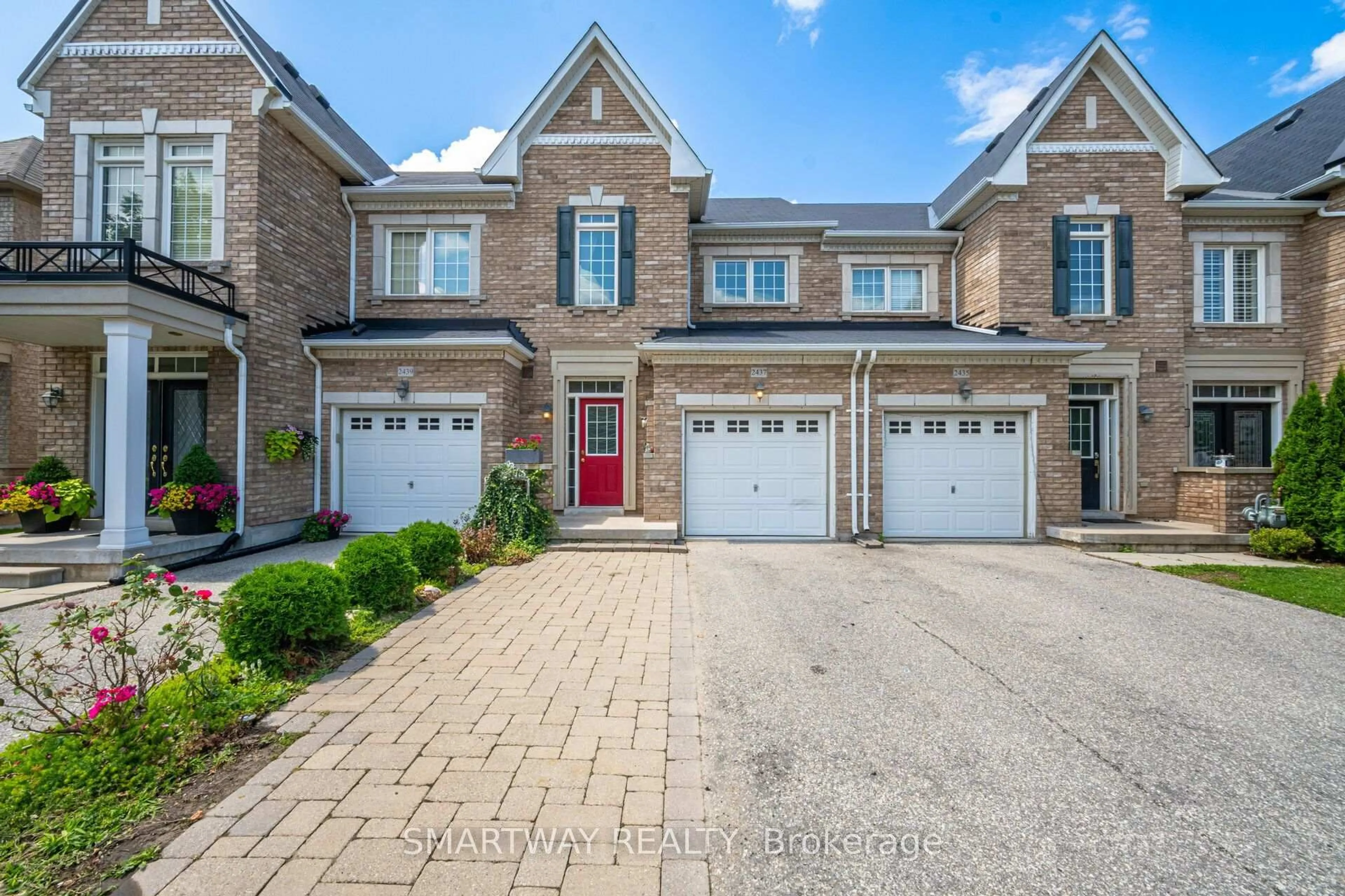 Home with brick exterior material, street for 2437 Montagne Ave, Oakville Ontario L6M 0J5