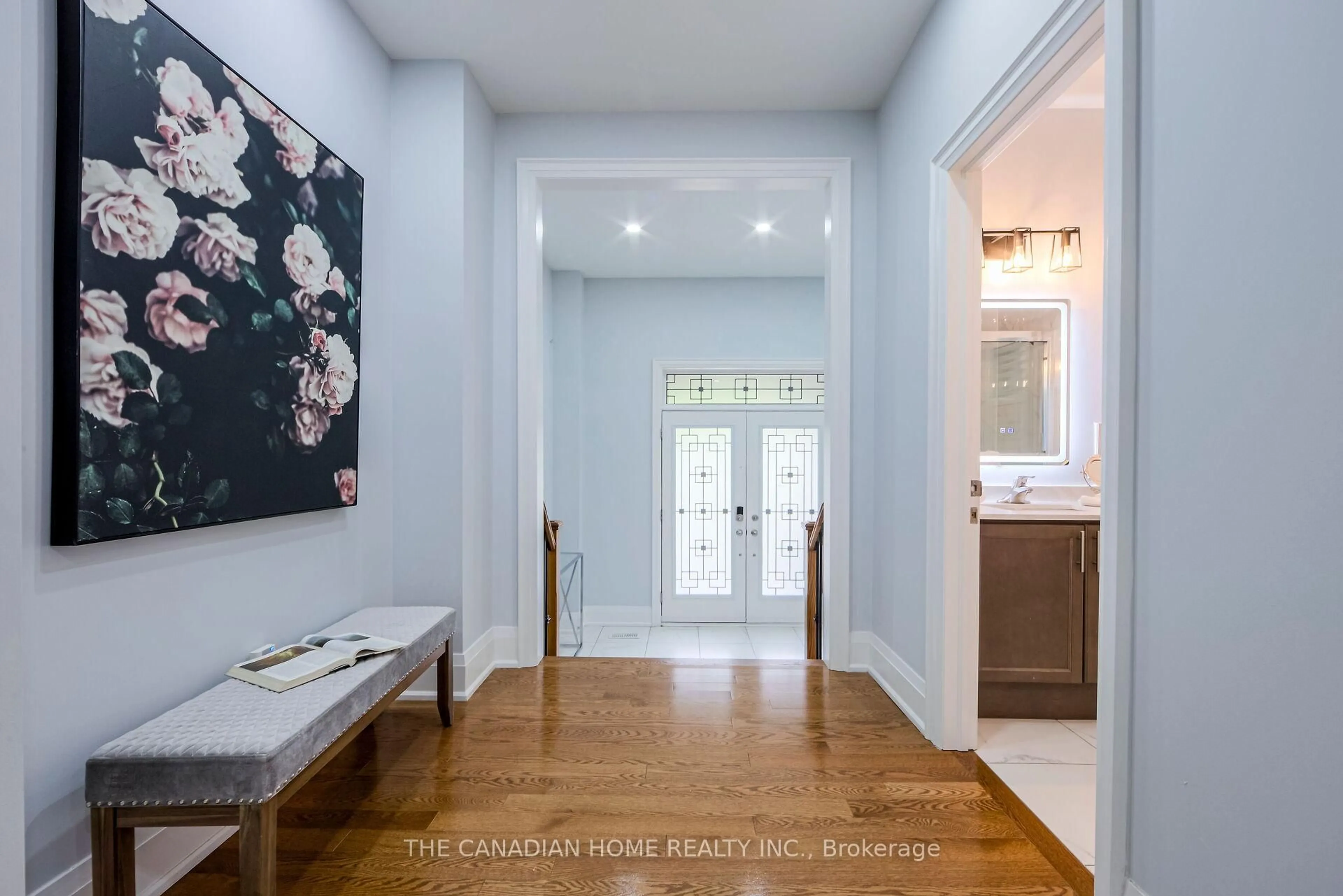 Indoor entryway for 21 Rolling Rock Way, Brampton Ontario L6Y 6H3