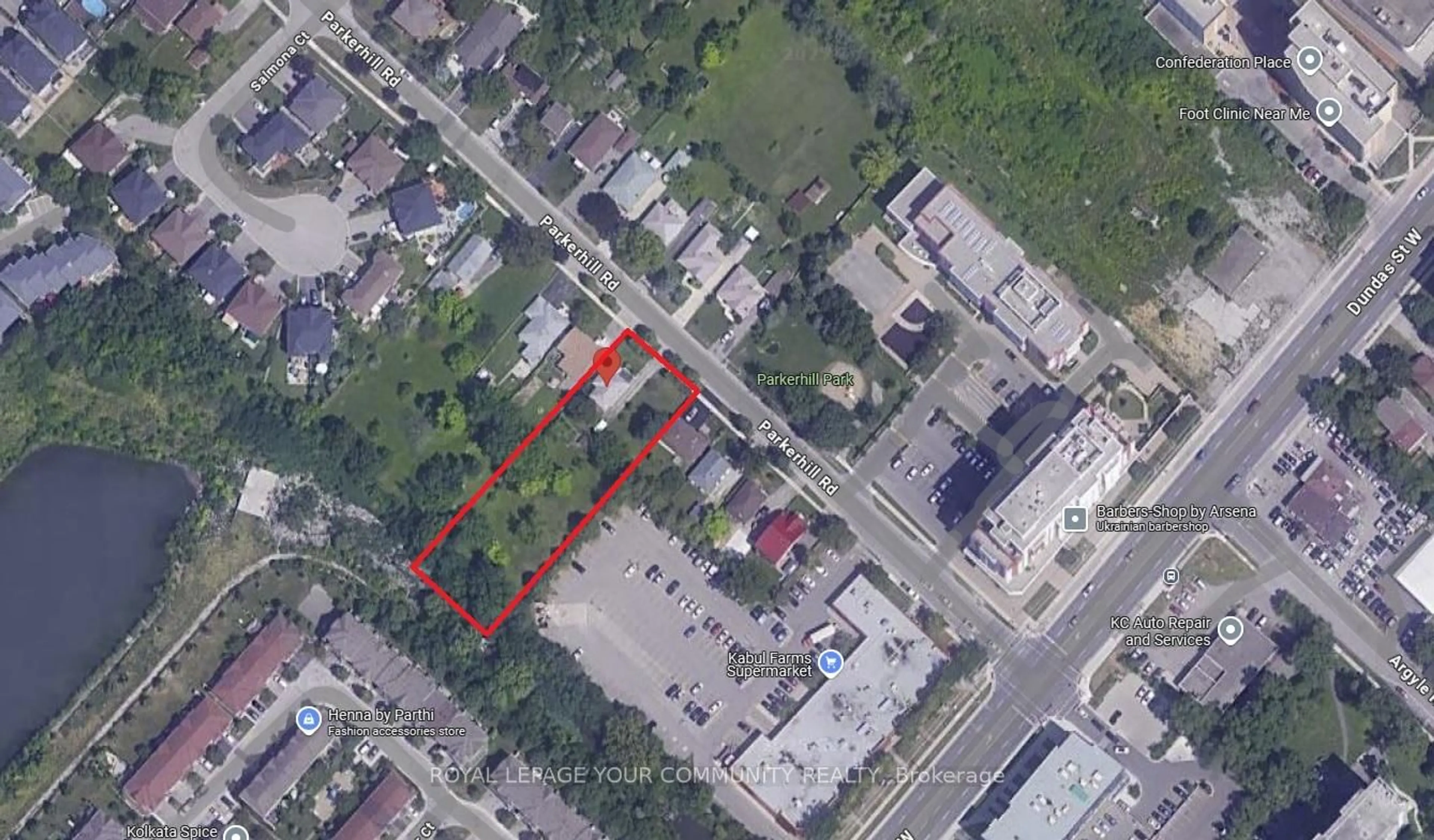 A pic from outside/outdoor area/front of a property/back of a property/a pic from drone, street for 3052 Parkerhill Rd, Mississauga Ontario L5B 1V5